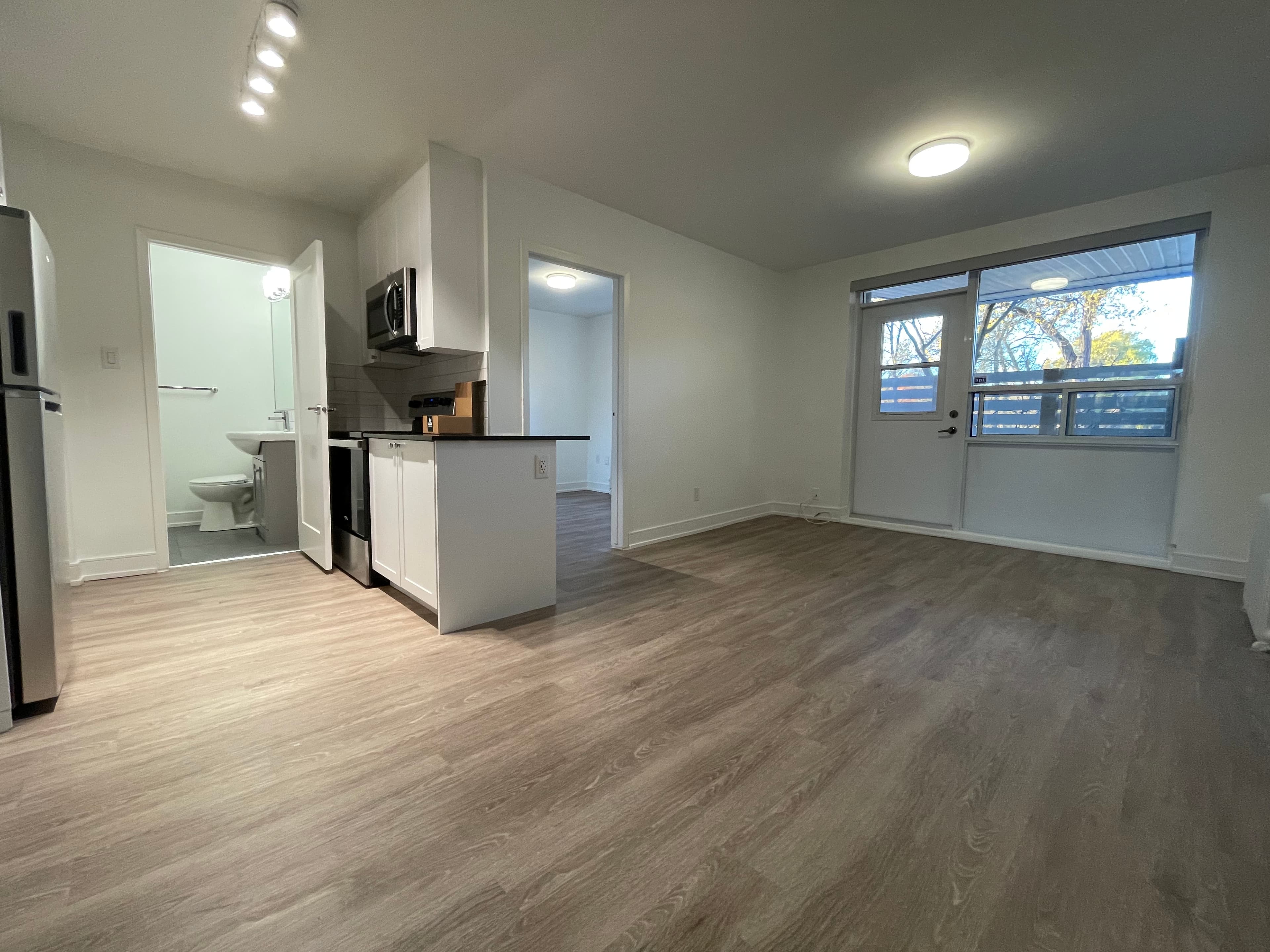 45 Forty Second Street - Photo 2