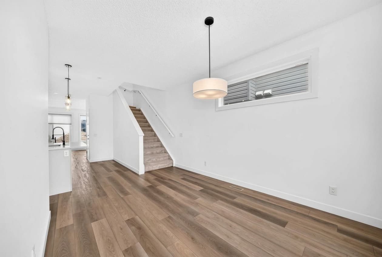 Modern 3-Bed + Bonus Room Duplex | 1,660 Sq Ft | Livingston | $2,100 - Photo 4