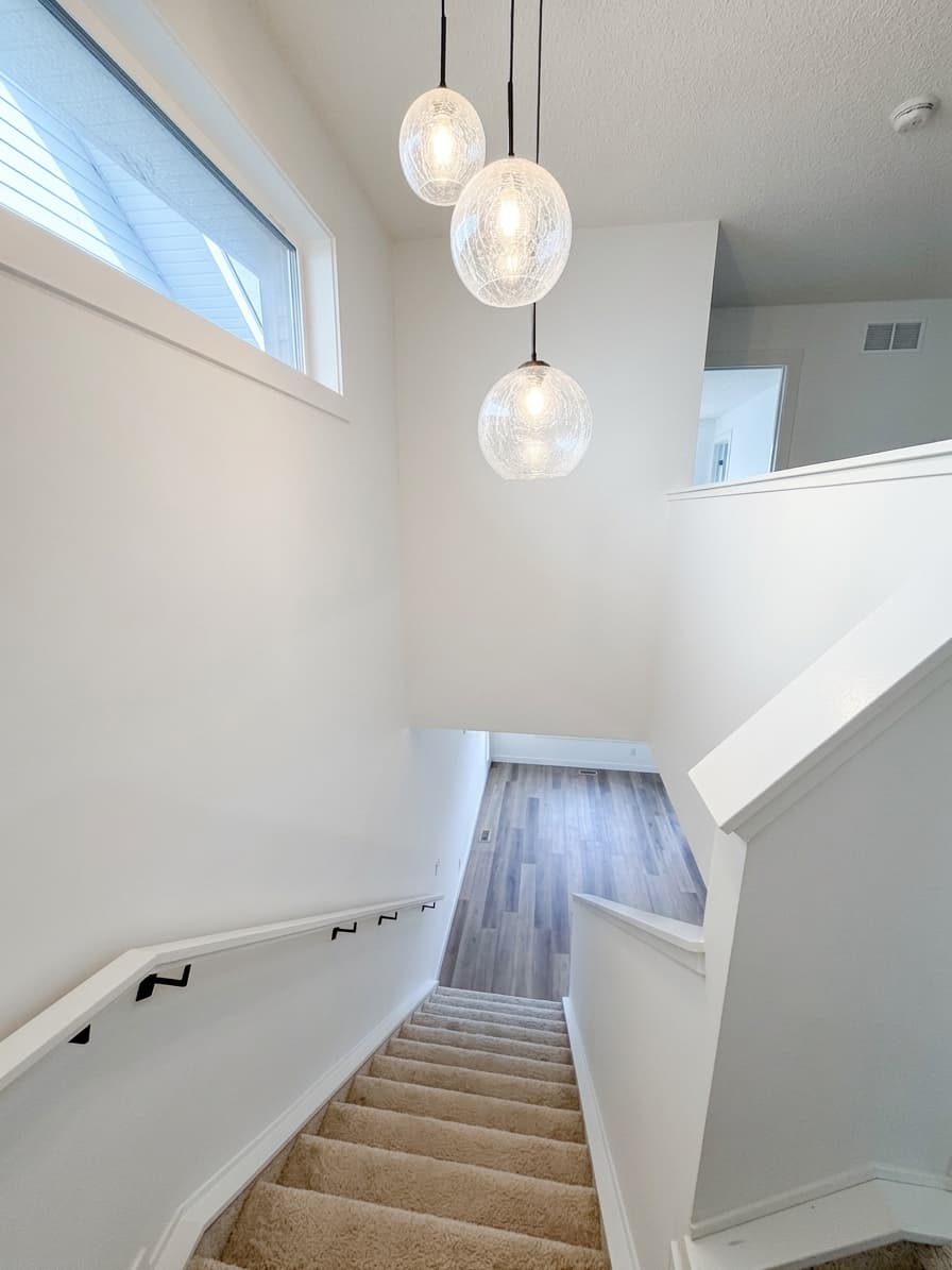 Modern 3-Bed + Bonus Room Duplex | 1,660 Sq Ft | Livingston | $2,100 - Photo 9
