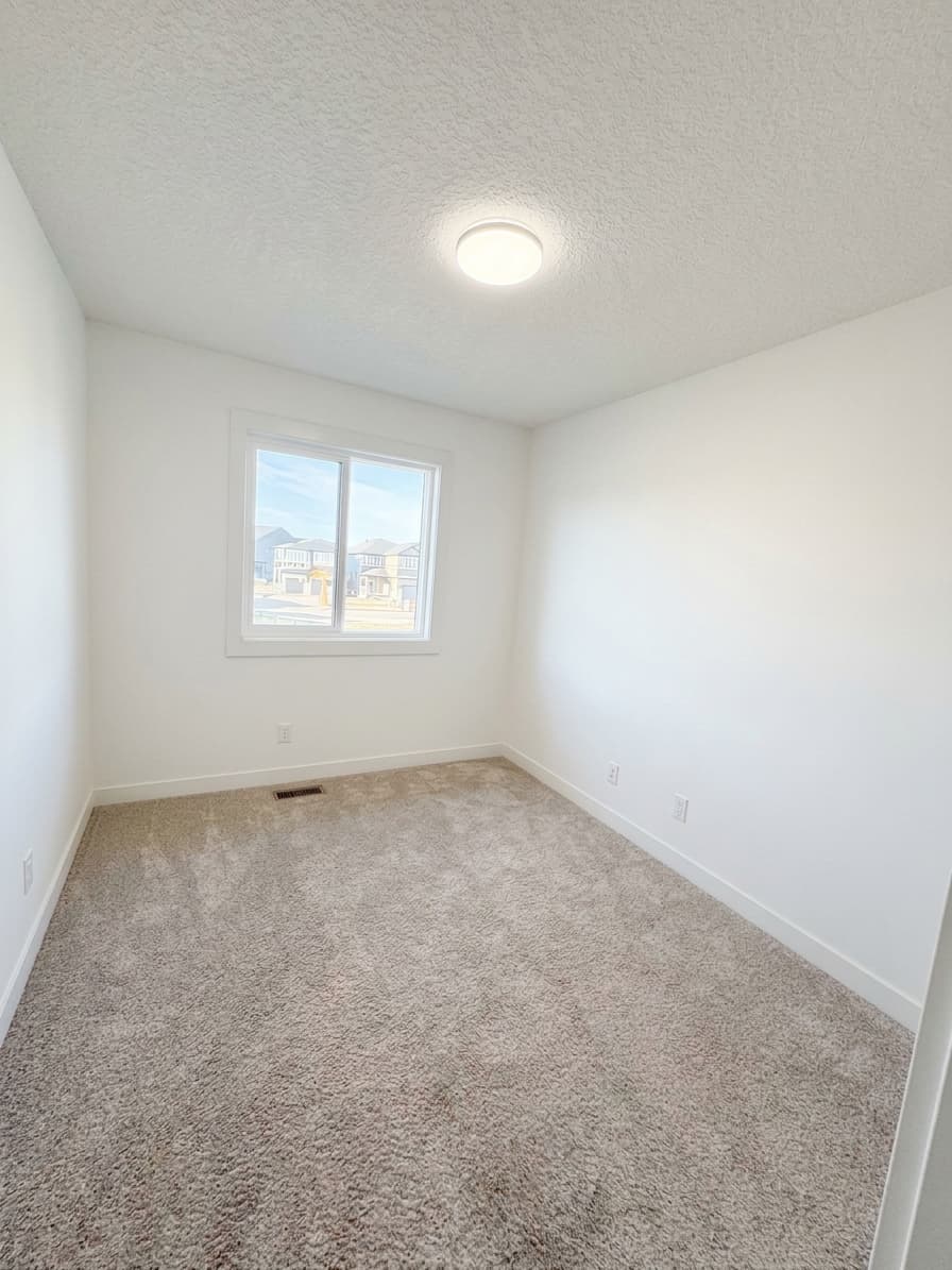 Modern 3-Bed + Bonus Room Duplex | 1,660 Sq Ft | Livingston | $2,100 - Photo 14