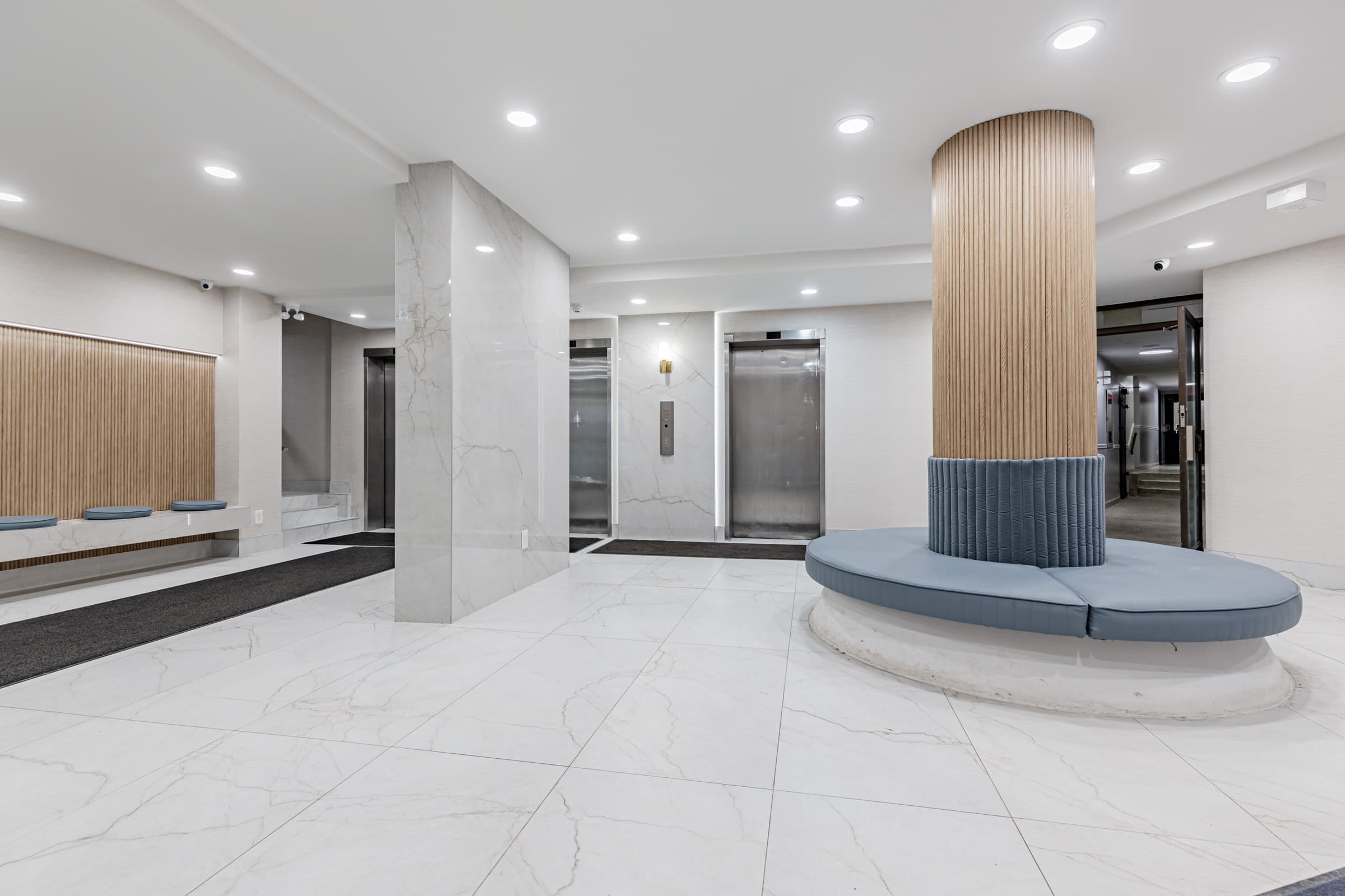 20 Godstone - 1-3 Bed Apts for Rent Starting at $1,845 to $2,995 - Photo 3