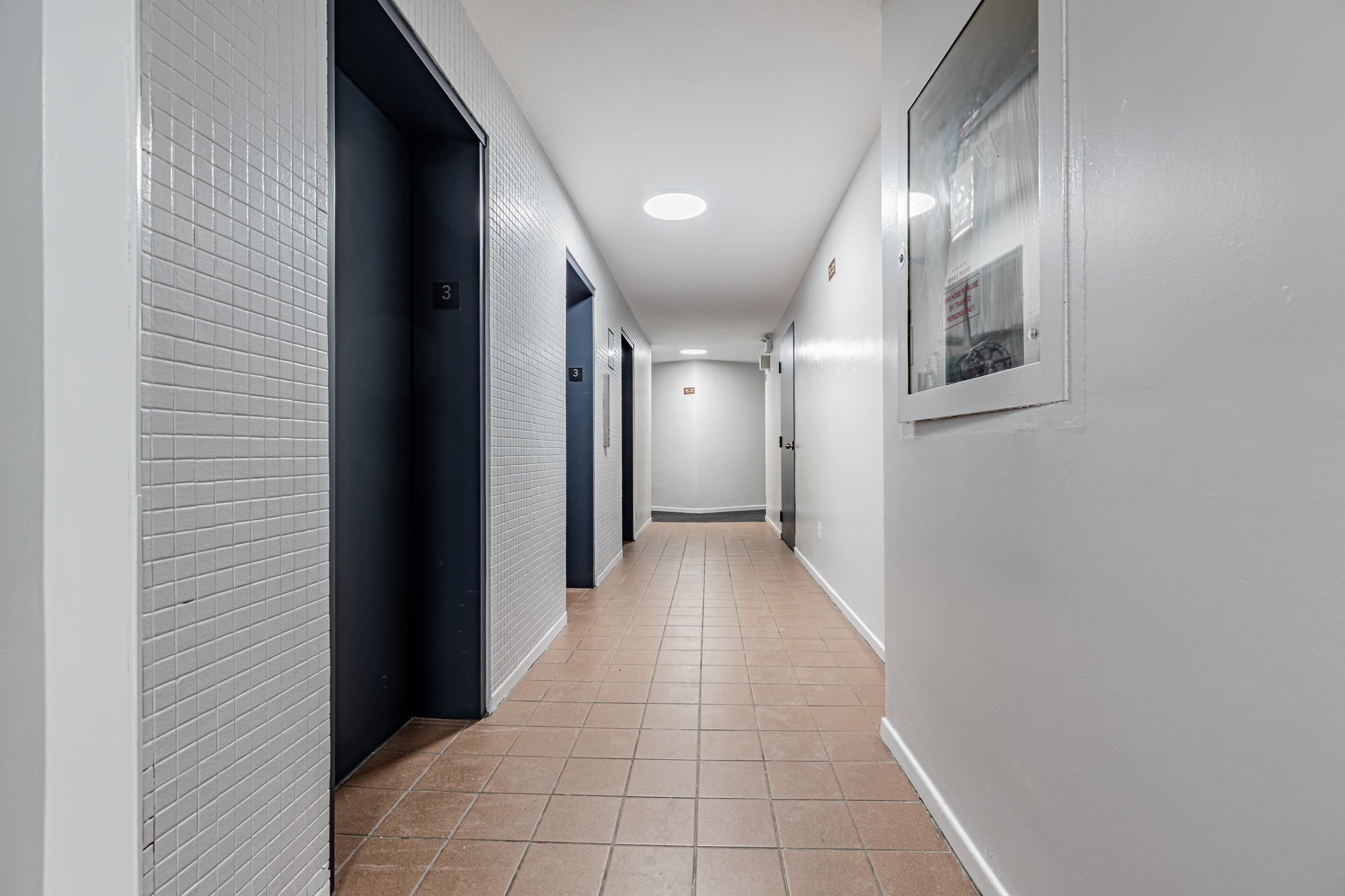 20 Godstone - 1-3 Bed Apts for Rent Starting at $1,845 to $2,995 - Photo 5
