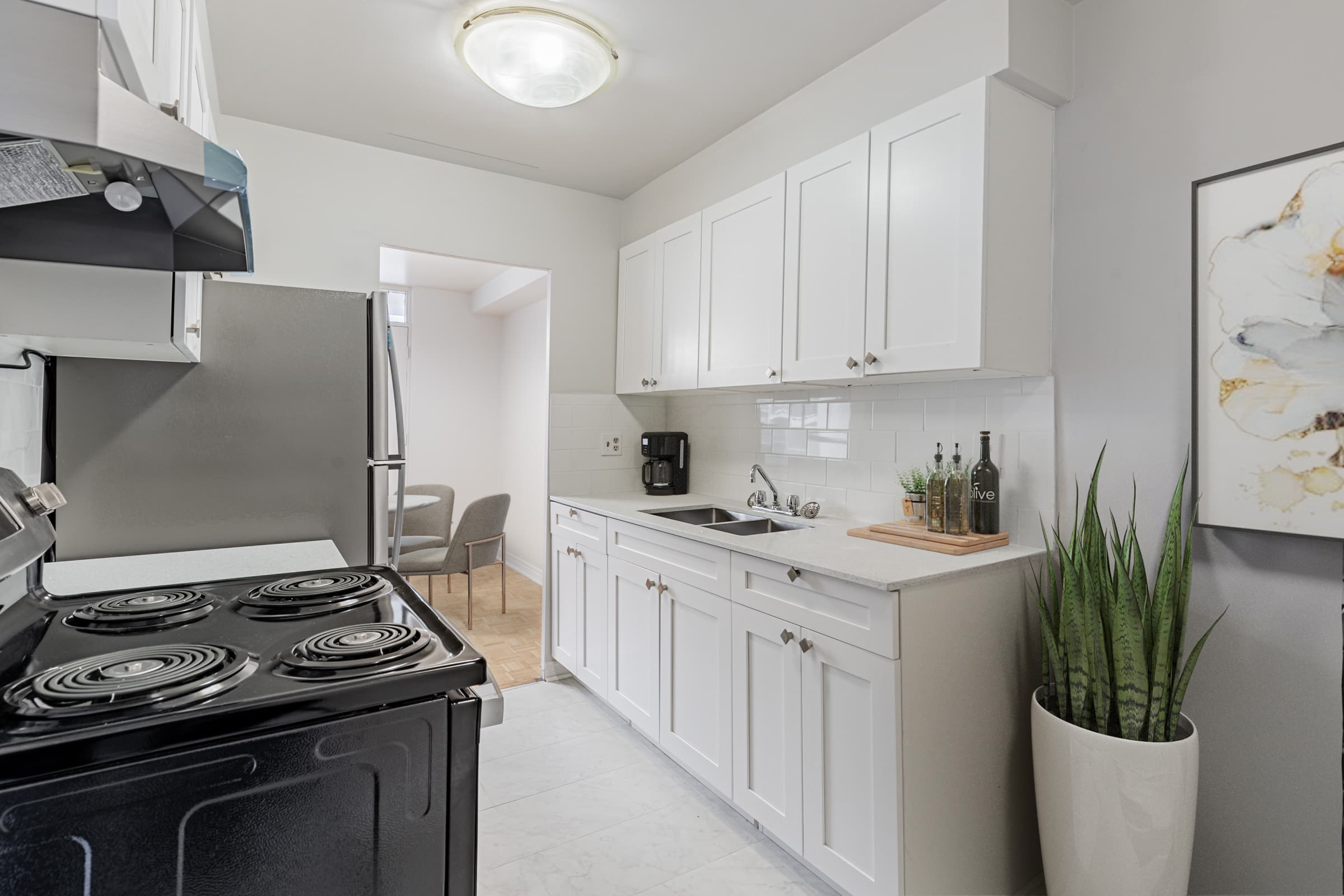 20 Godstone - 1-3 Bed Apts for Rent Starting at $1,845 to $2,995 - Photo 8