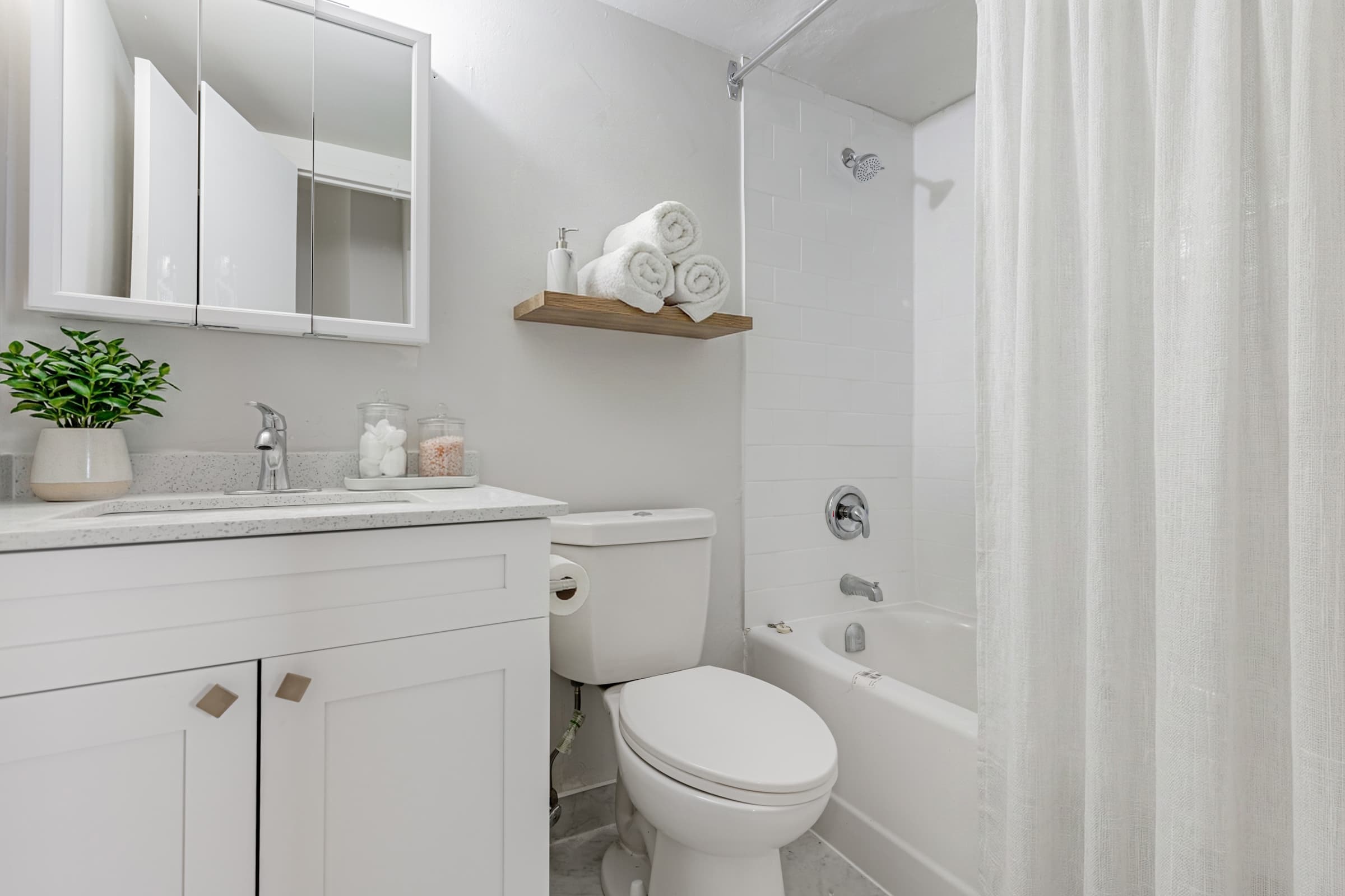 20 Godstone - 1-3 Bed Apts for Rent Starting at $1,845 to $2,995 - Photo 9