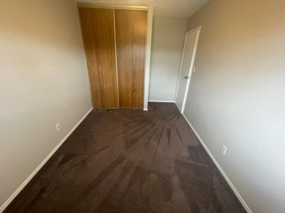 3 Bedroom 2 Baths Gorgeous End Unit Townhouse - Photo 15