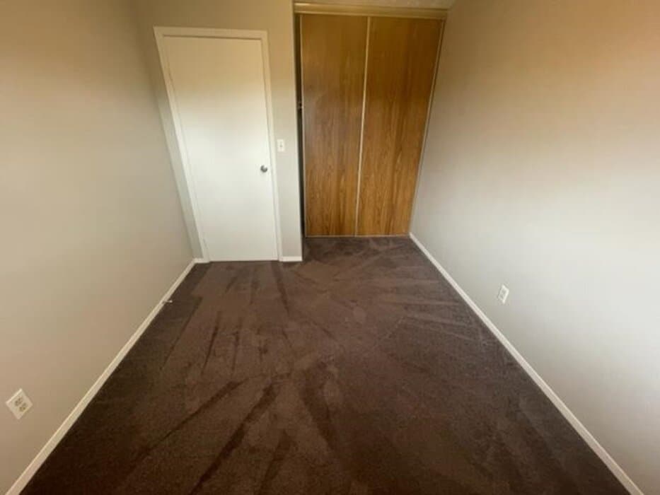 3 Bedroom 2 Baths Gorgeous End Unit Townhouse - Photo 18