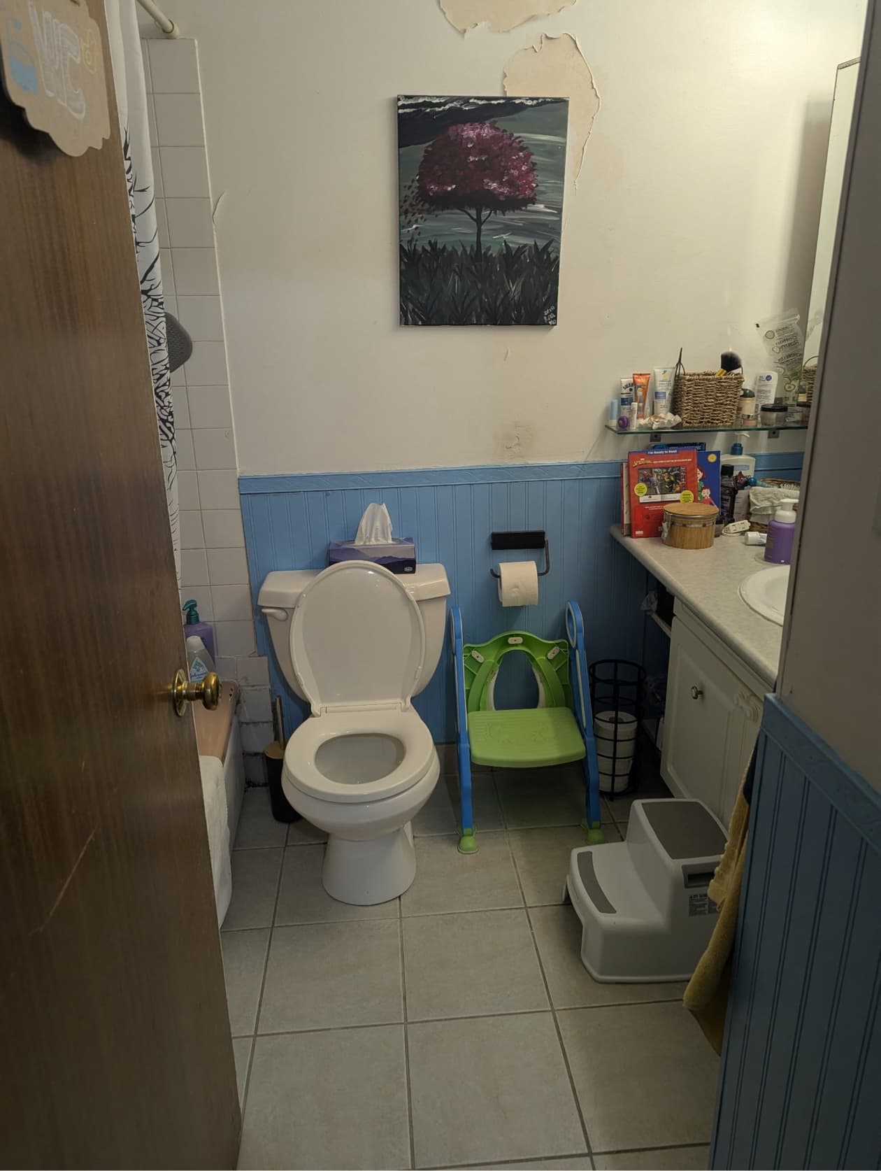 Bright 1-Bed with Private Balcony in Fairview — Available Nov 1