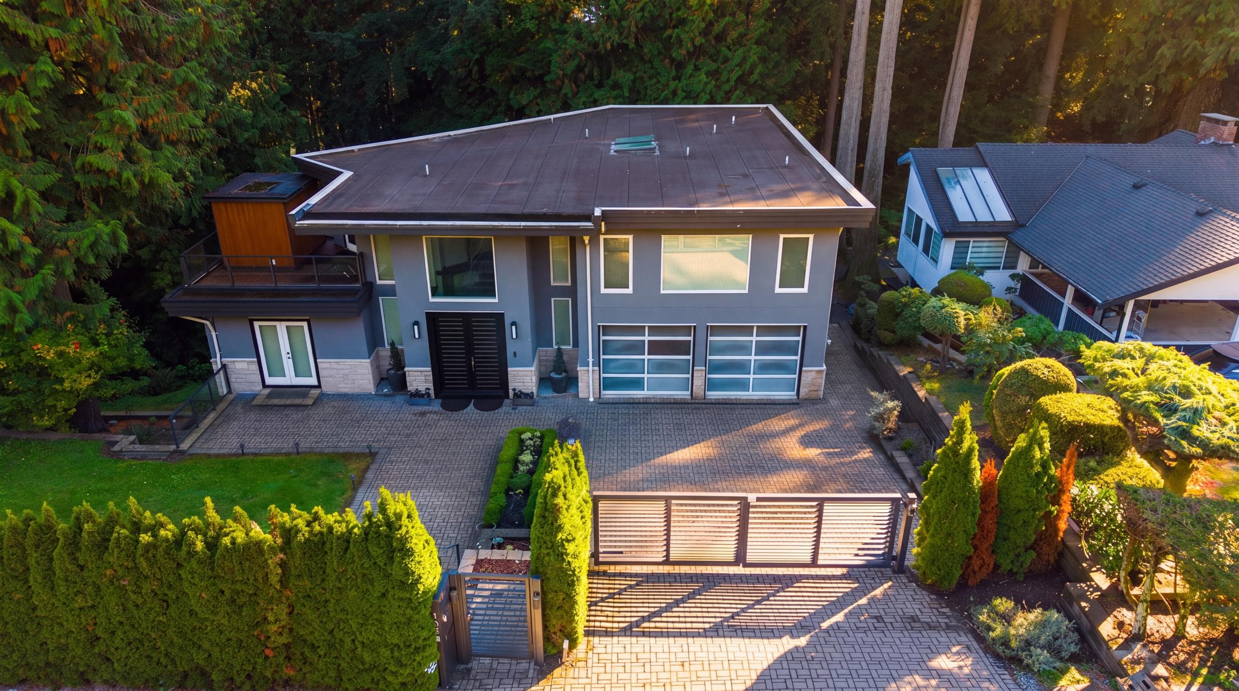 Prosperity Falls | Furnished Luxury Retreat in Chartwell