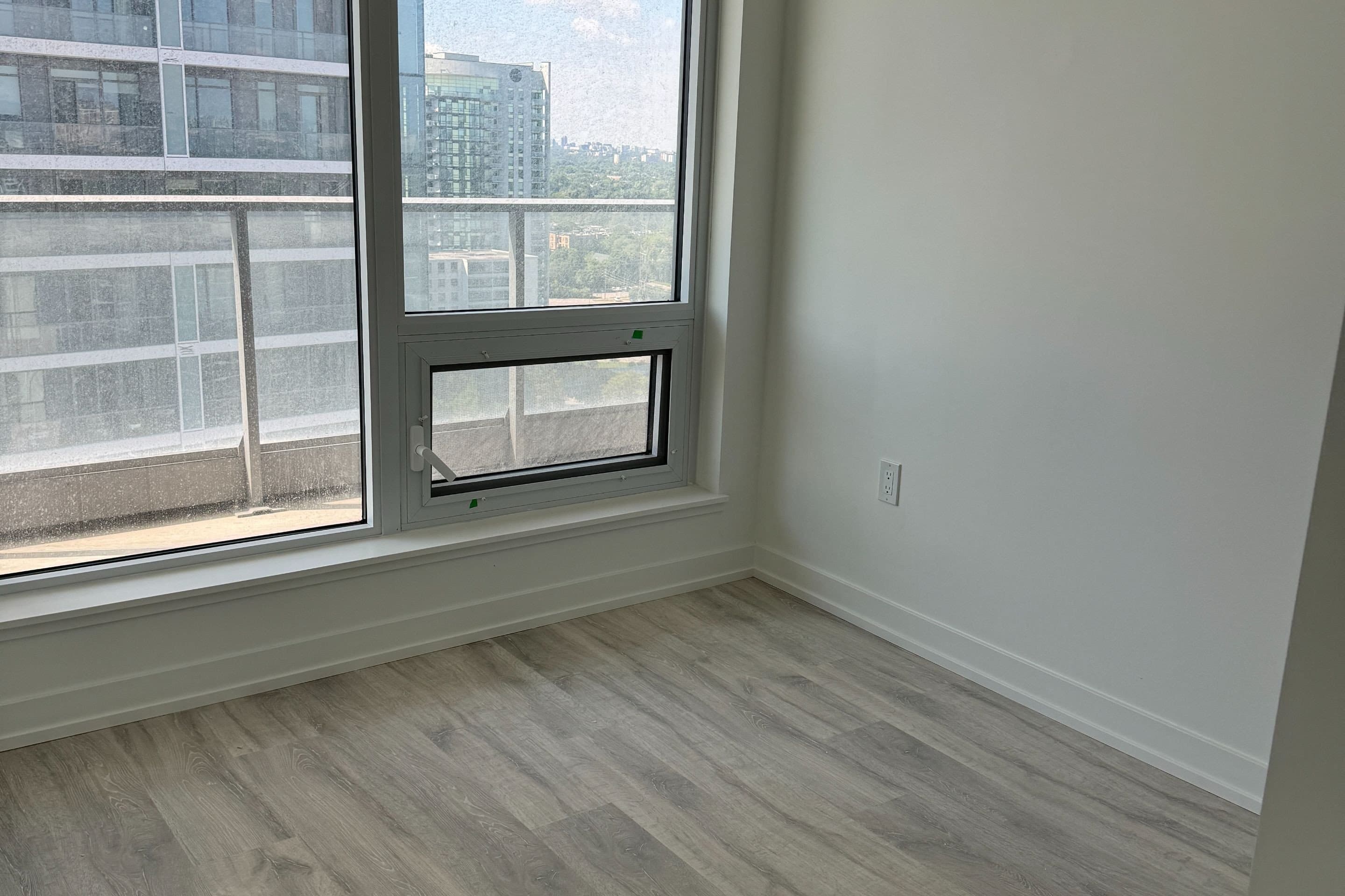 South-Facing 2 Bed 2 Bath Condo at M2M - North York - $2,750/mo - Photo 4