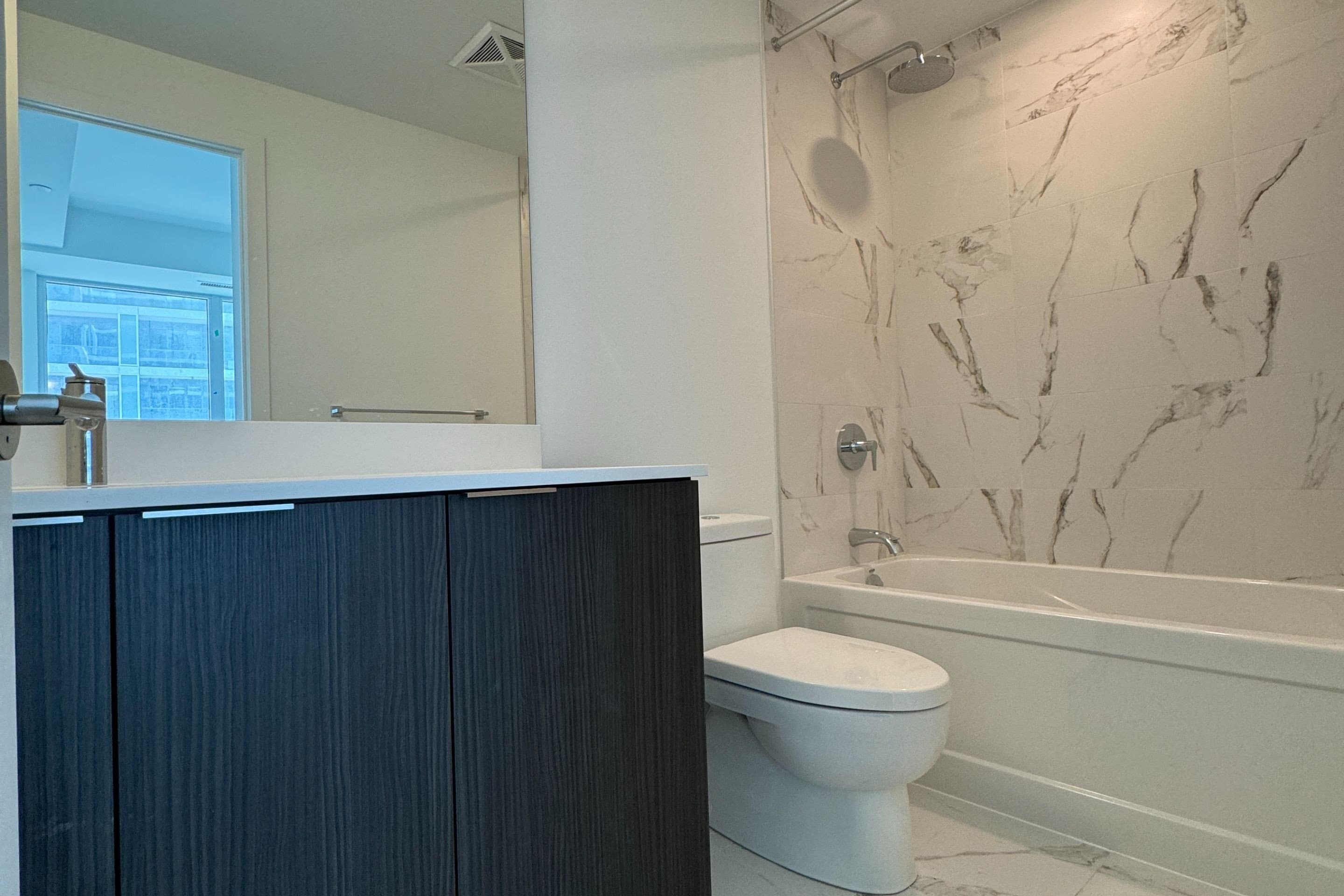 South-Facing 2 Bed 2 Bath Condo at M2M - North York - $2,750/mo - Photo 10
