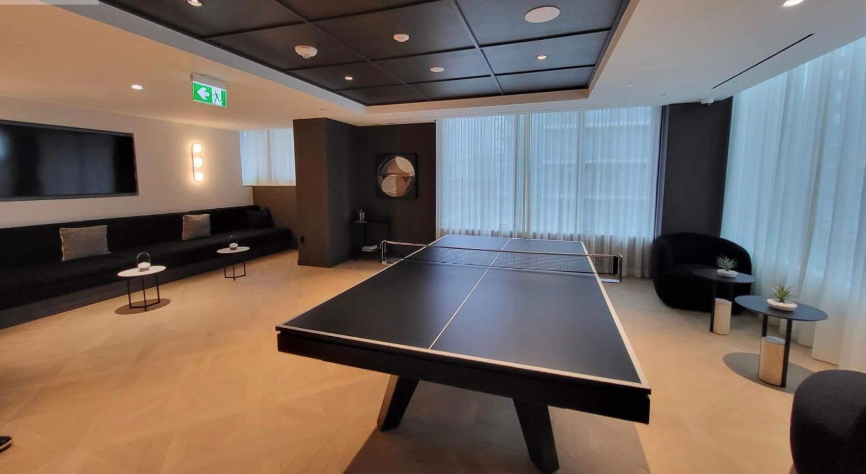 Chic Midtown Studio - Photo 13