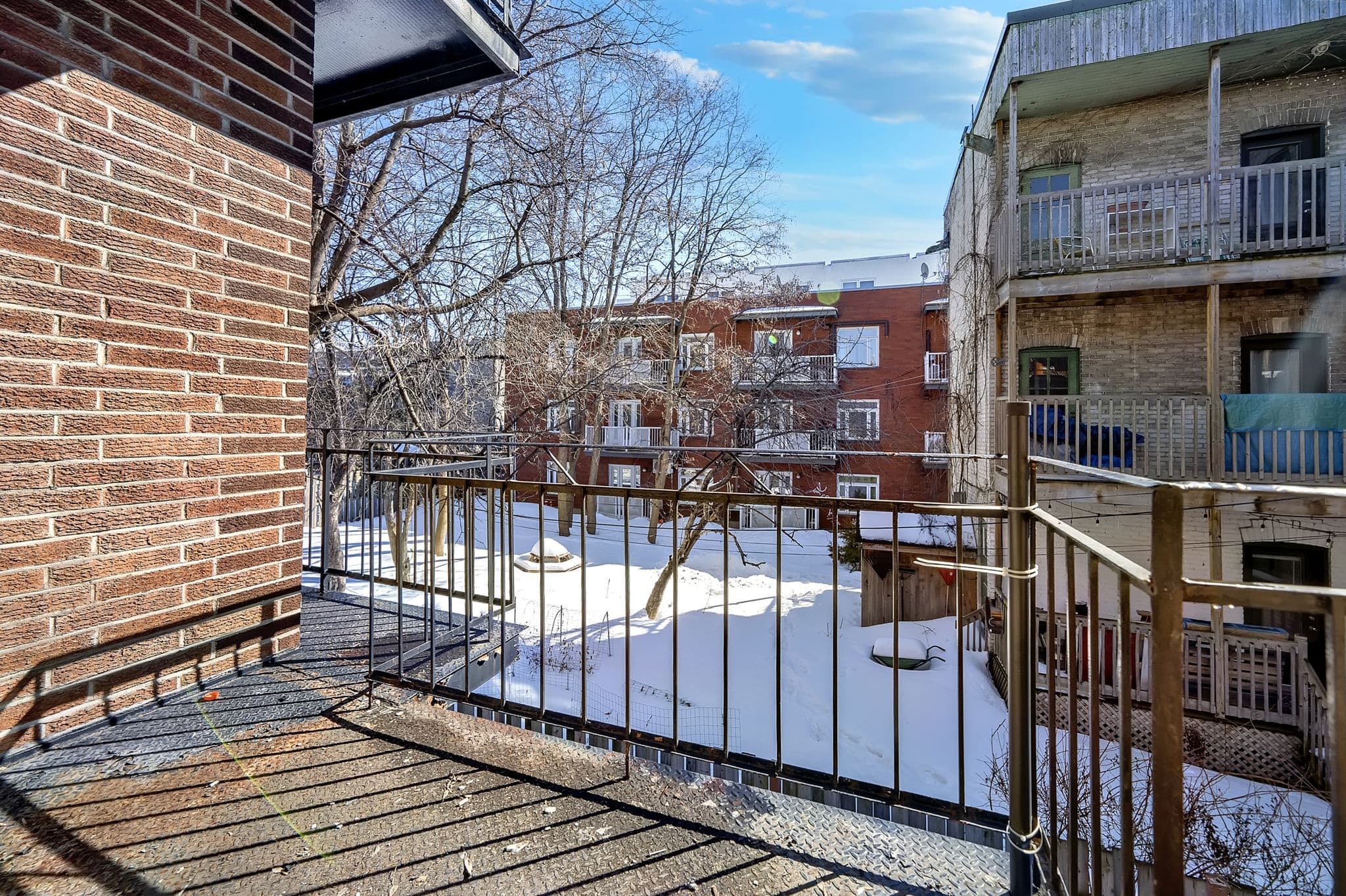 Bright & Spacious 1-Bed | NDG - Photo 10