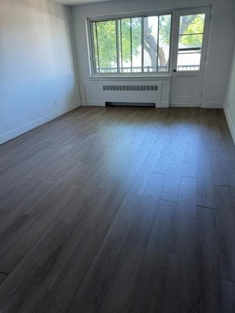 Spacious & Cozy 2-Bed | Available Now - Photo 3