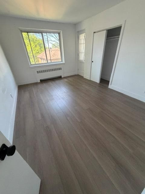Spacious & Cozy 2-Bed | Available Now - Photo 4