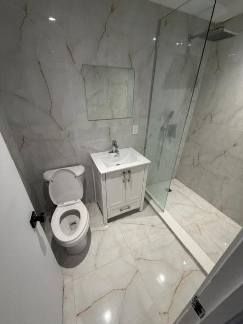 Spacious & Cozy 2-Bed | Available Now - Photo 5