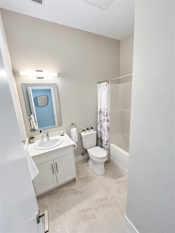 EDGEWATER ON MAIN - 2 Bedroom, Brand New Rental, Sicamous - Photo 4