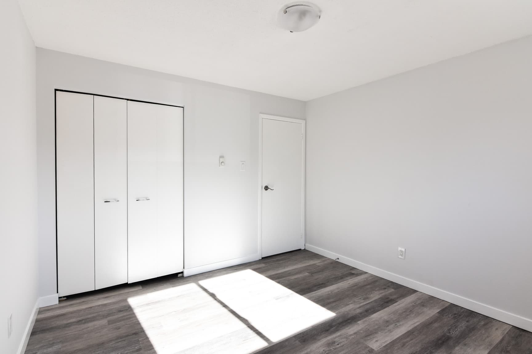 Hungerford Gate — 2 Bedroom - Photo 9