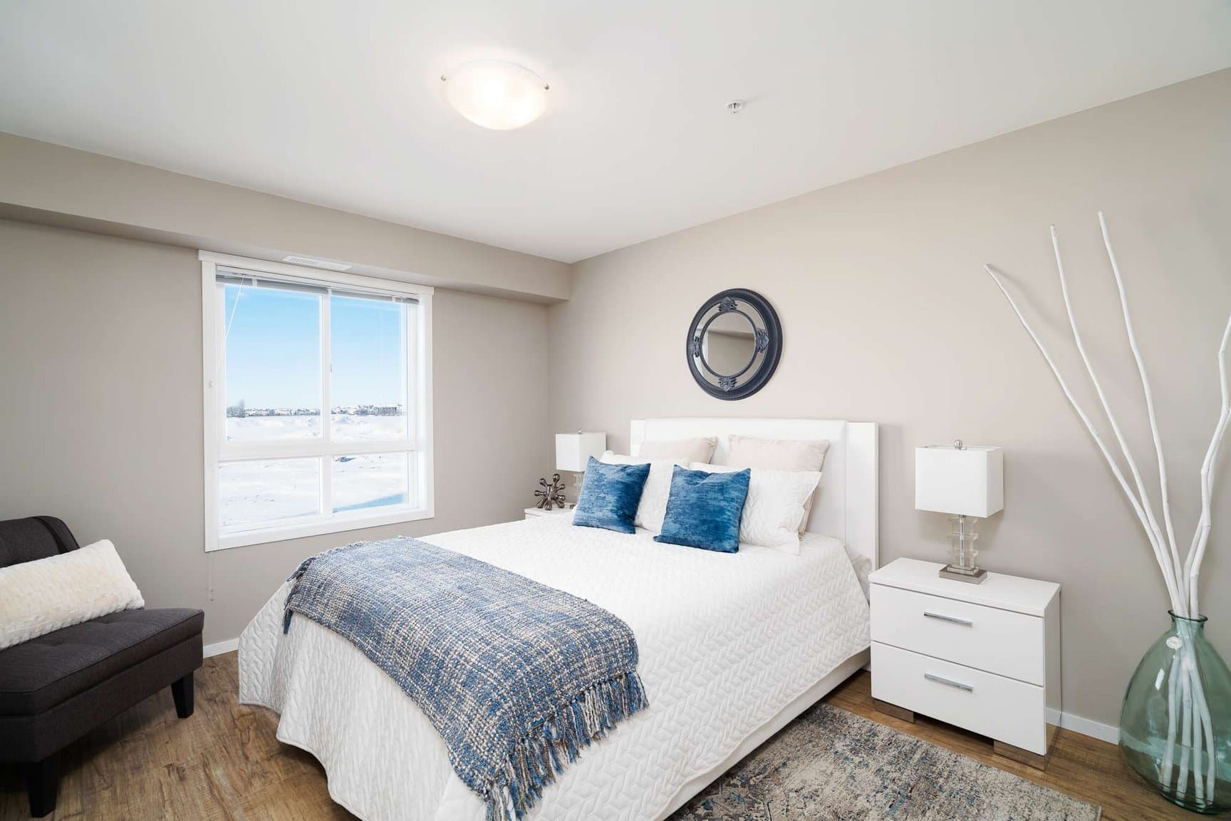 Courtview Landing — Three Bedroom Two Bath - Photo 11