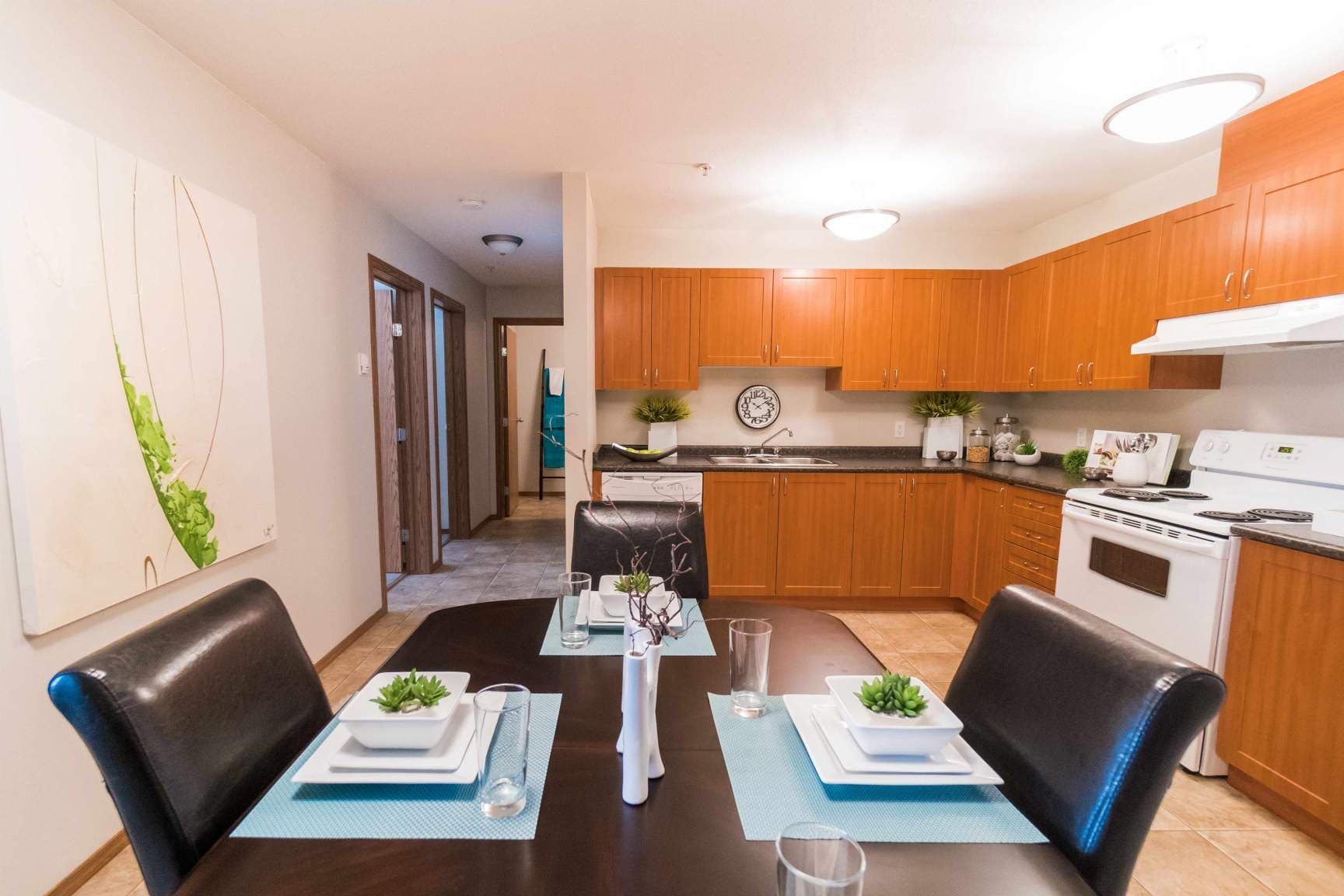 Wallace Manor — Two Bedroom One Bath - Photo 4