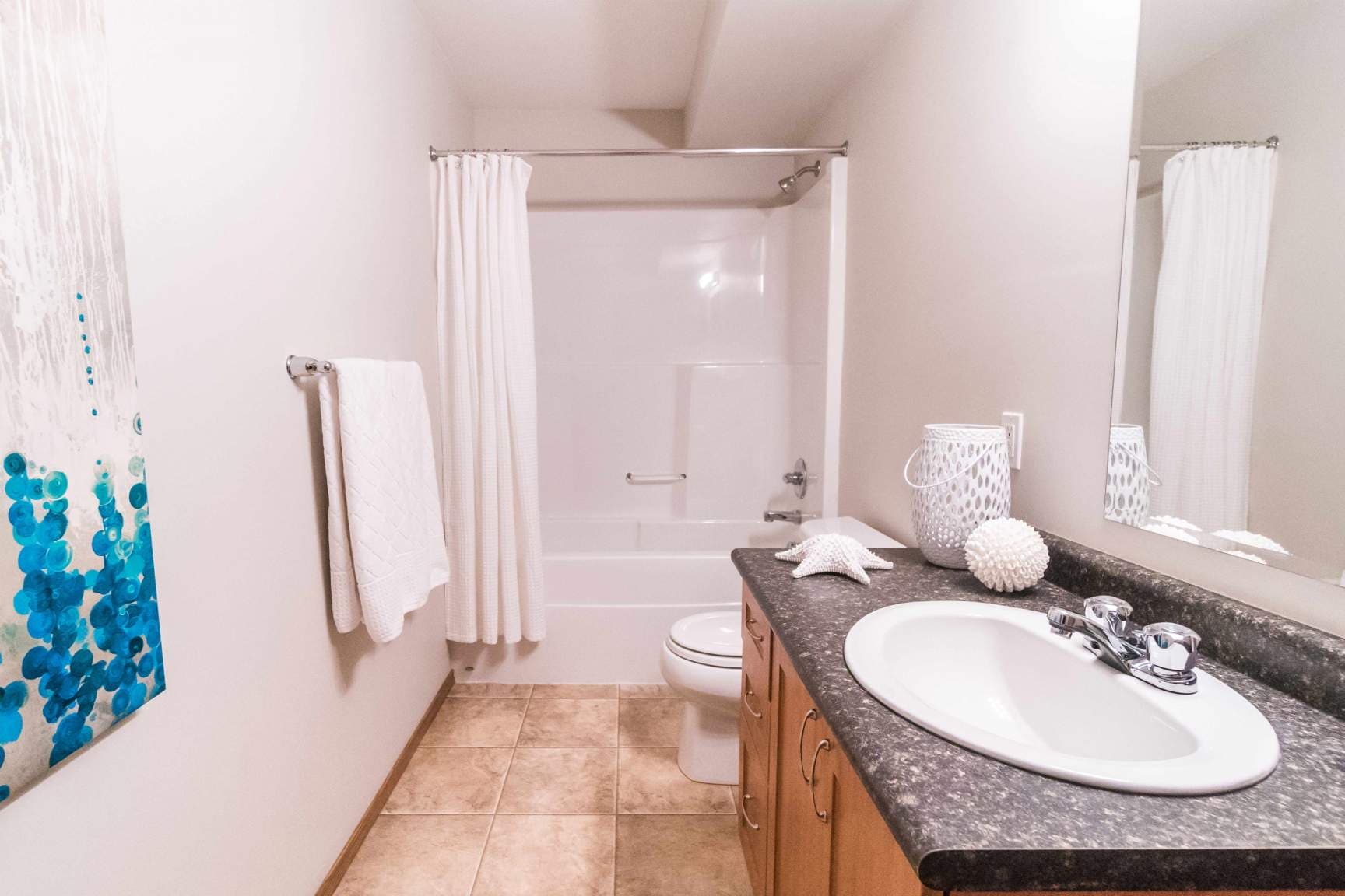 Wallace Manor — Two Bedroom One Bath - Photo 8