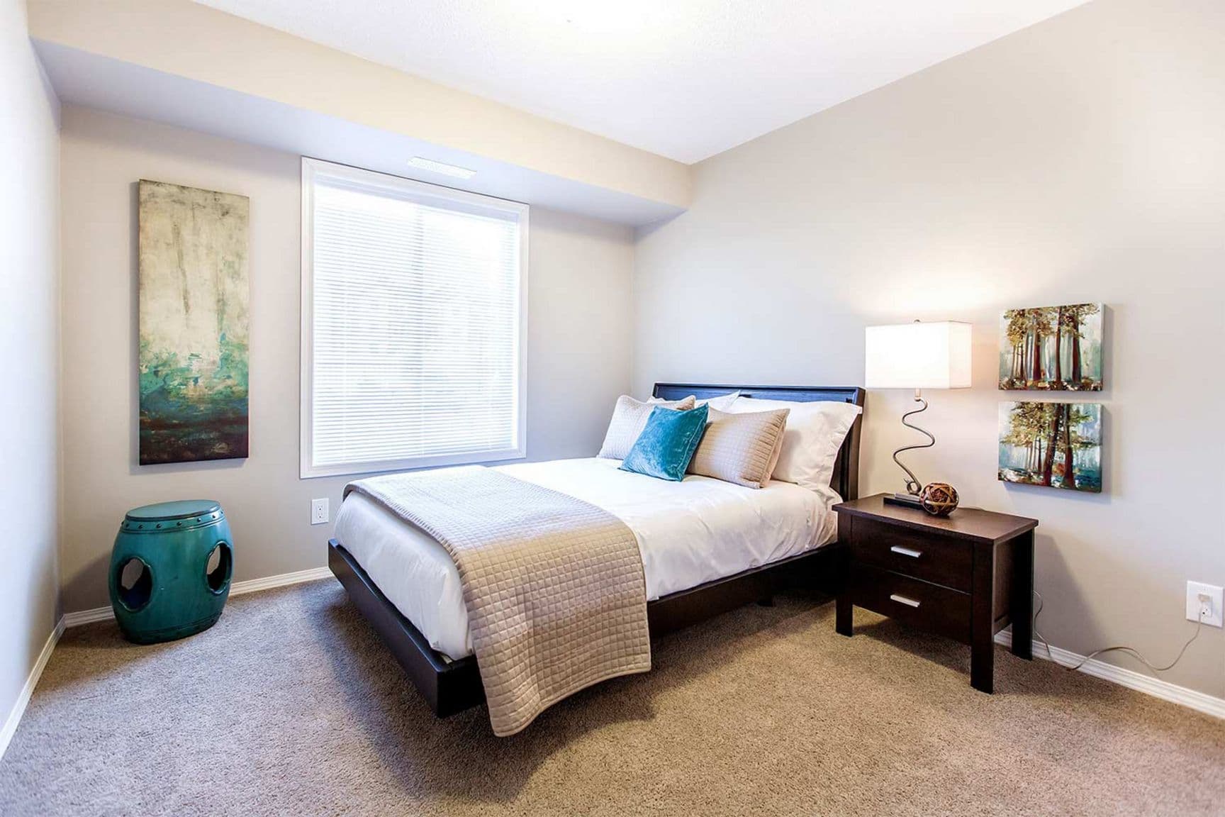 Dansereau Apartments — Two Bedroom Two Bath Den - Photo 7