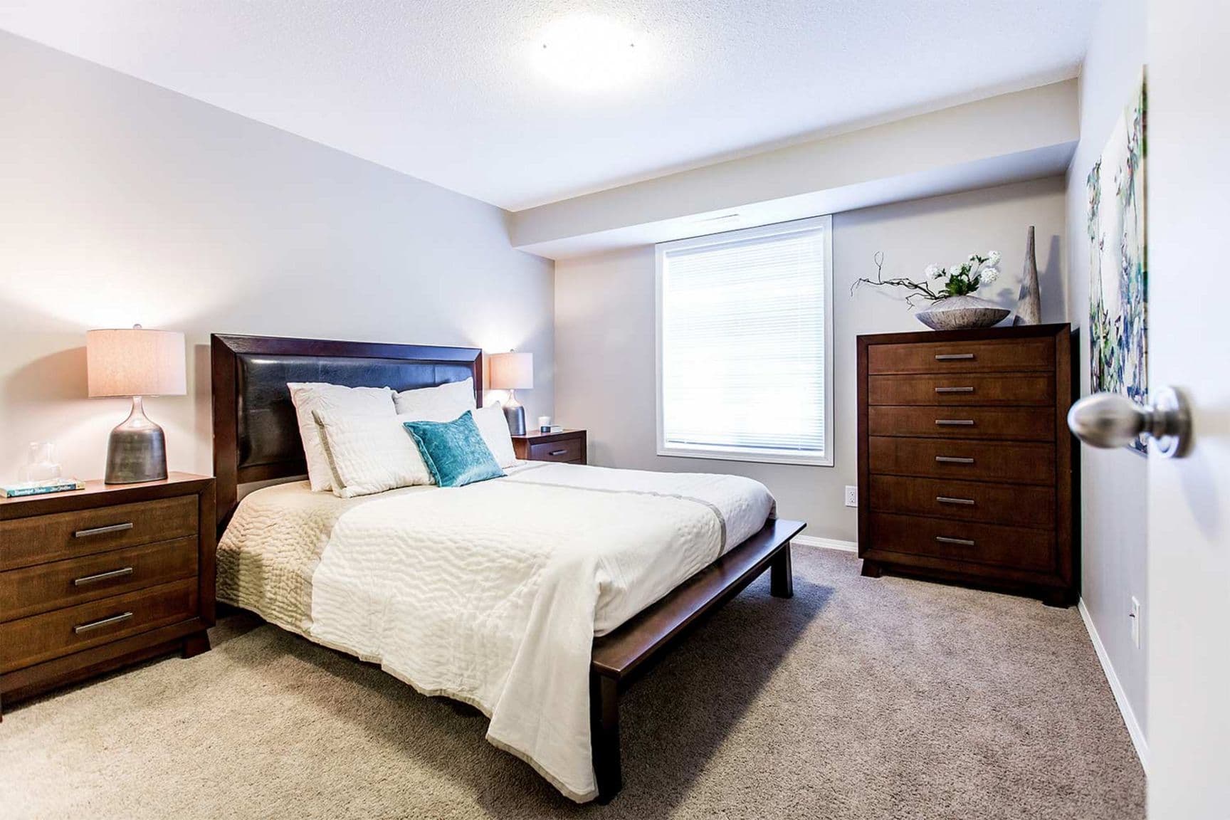 Dansereau Apartments — Two Bedroom Two Bath Den - Photo 8