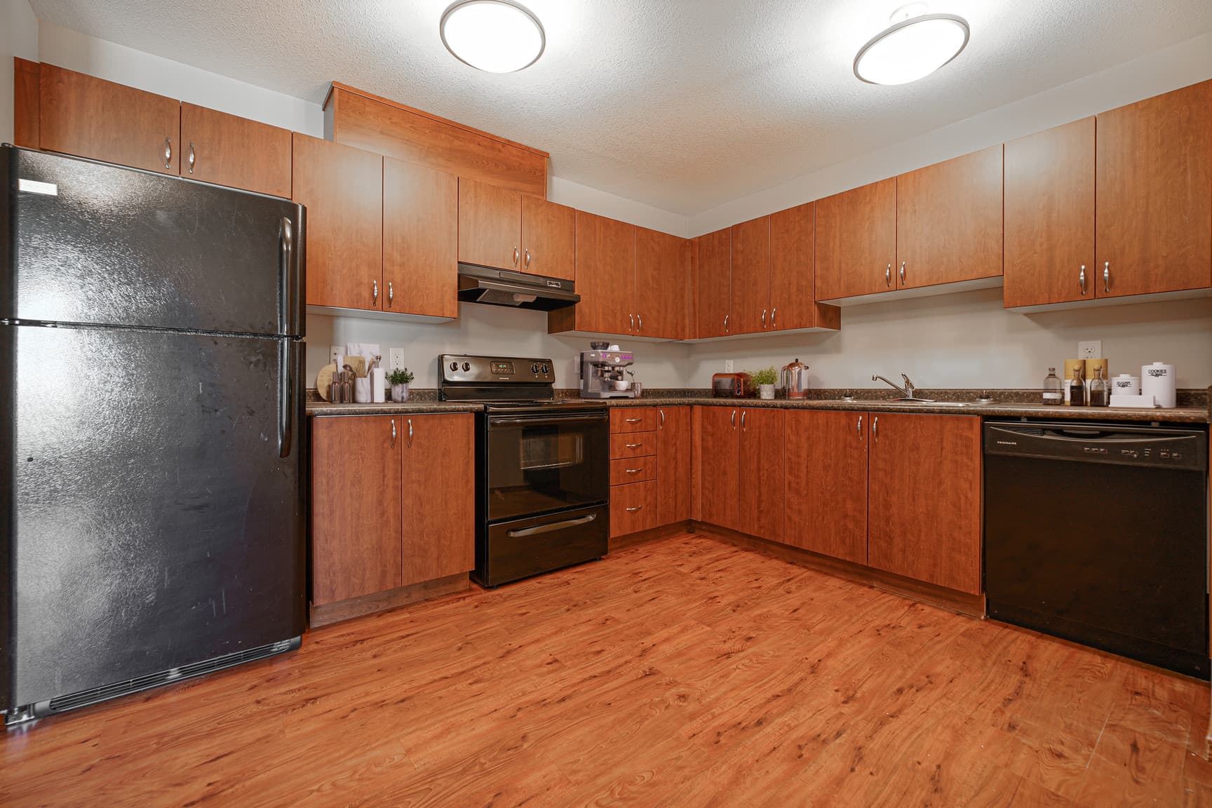 Edgewood Place - Photo 4