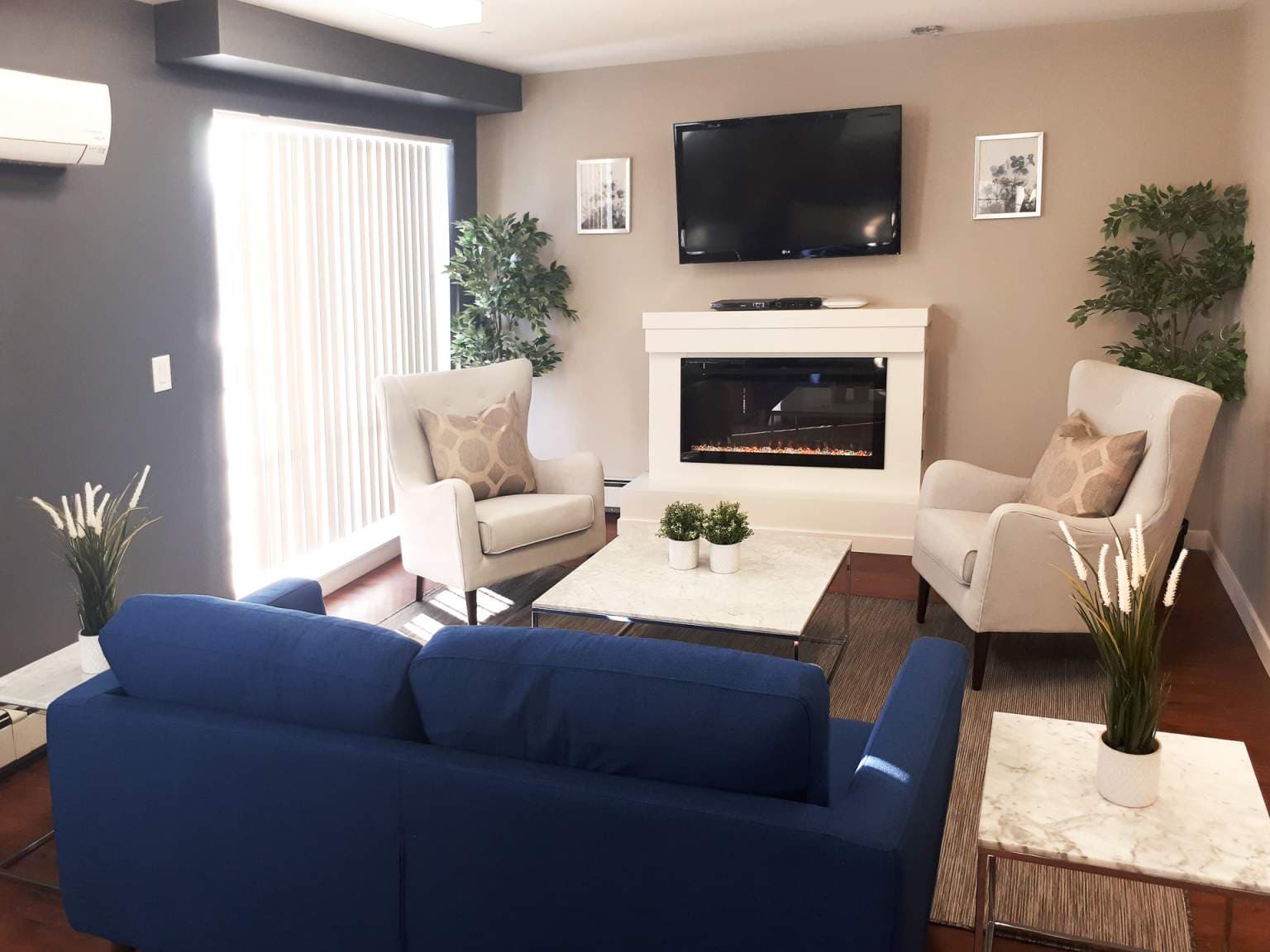 Merecroft Gardens — Two Bedroom One Bath - Photo 11
