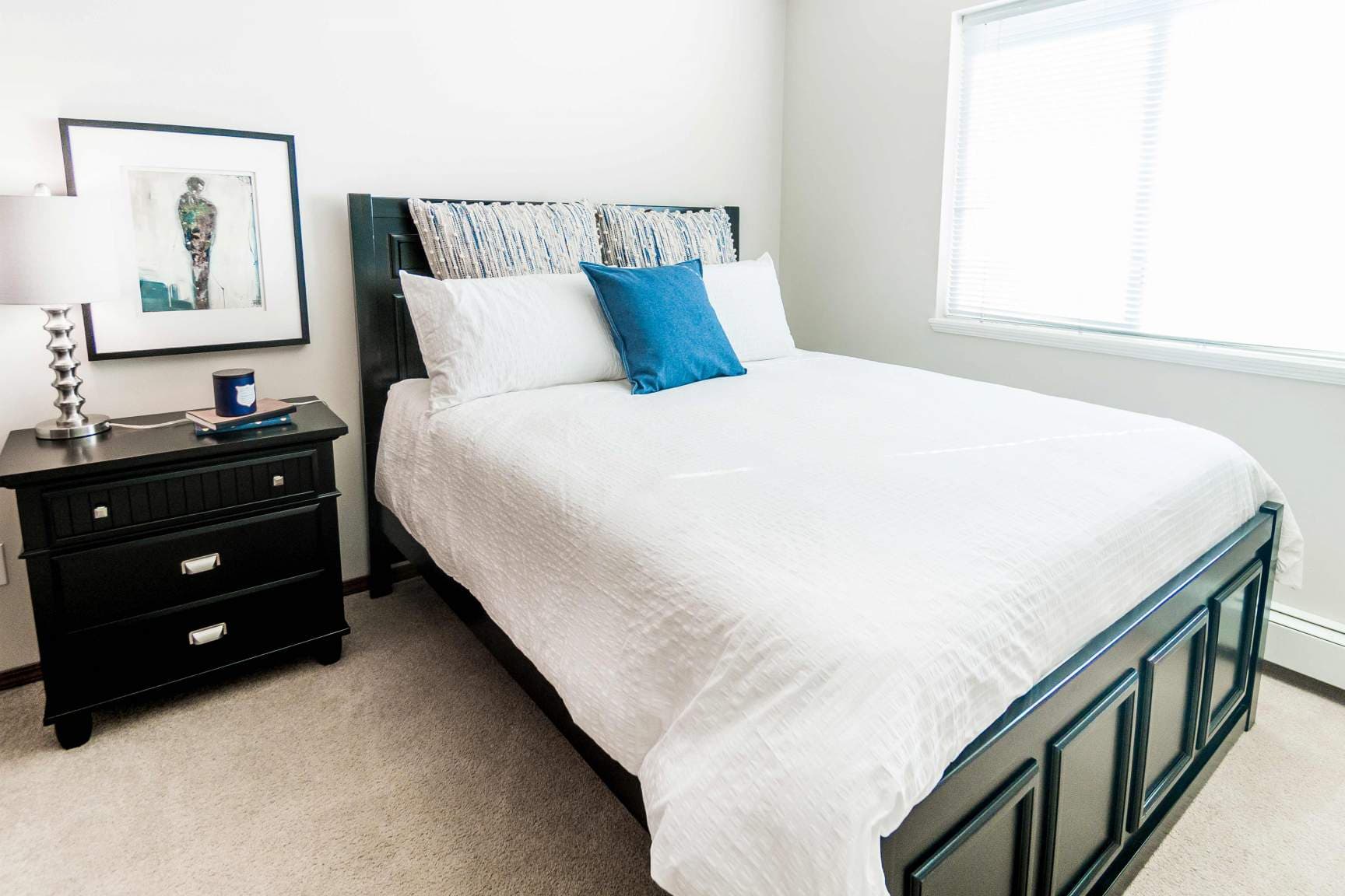 Merecroft Gardens — Two Bedroom One Bath - Photo 5