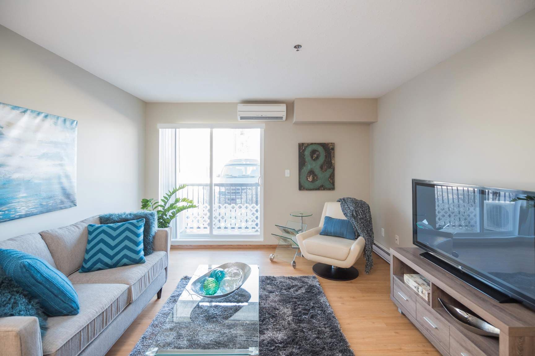 Riverbend Terrace - Photo 4