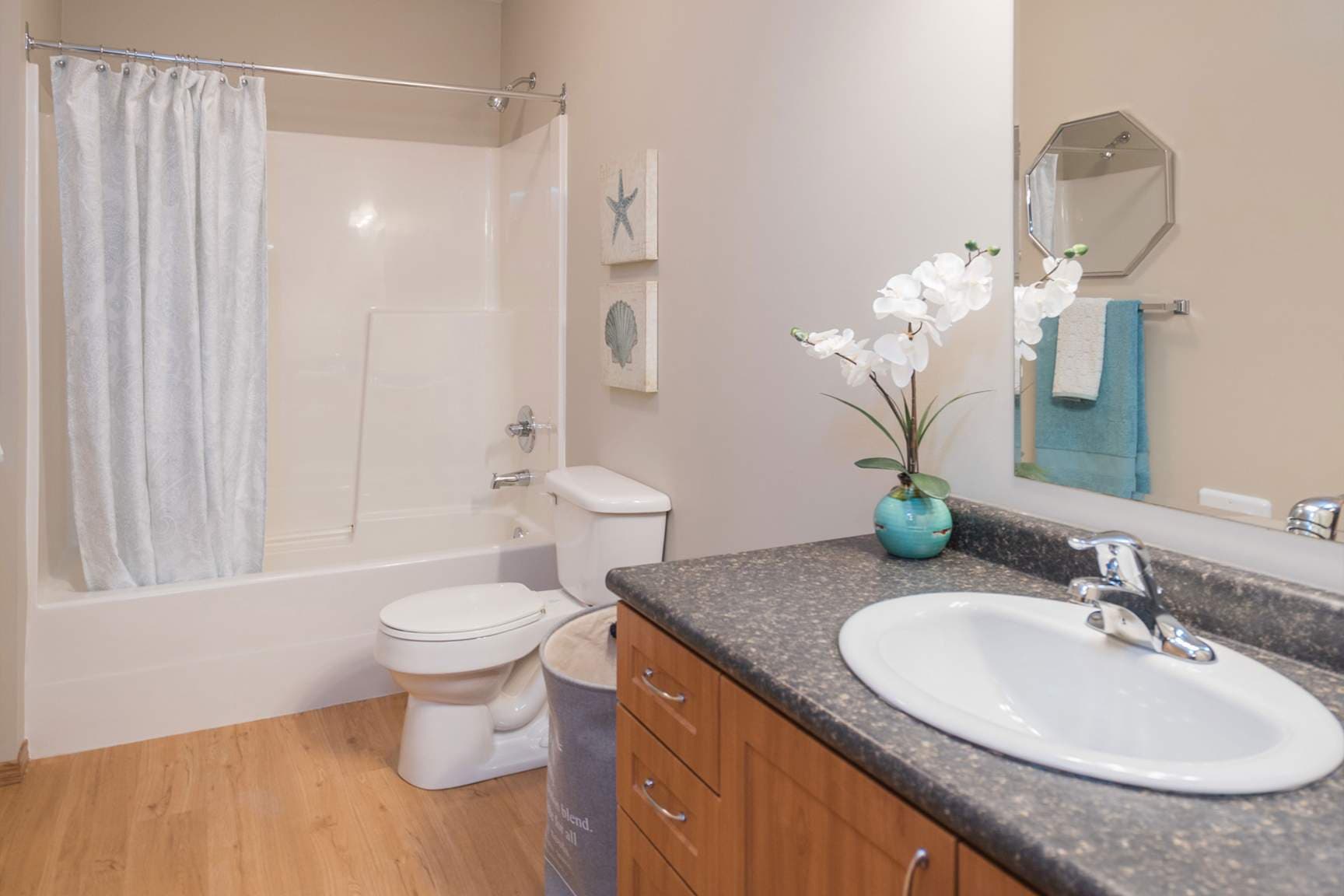 Riverbend Terrace - Photo 9