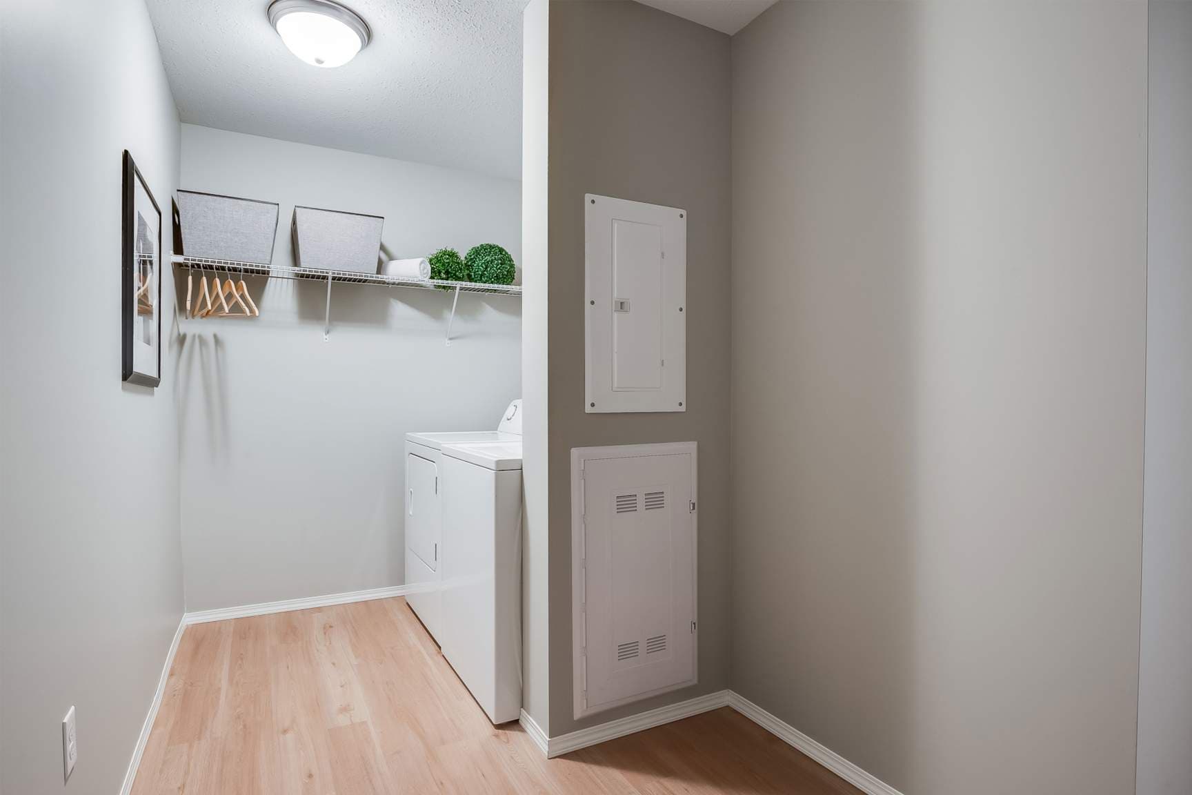 Vista Pointe — Two Bedroom One Bath - Photo 7