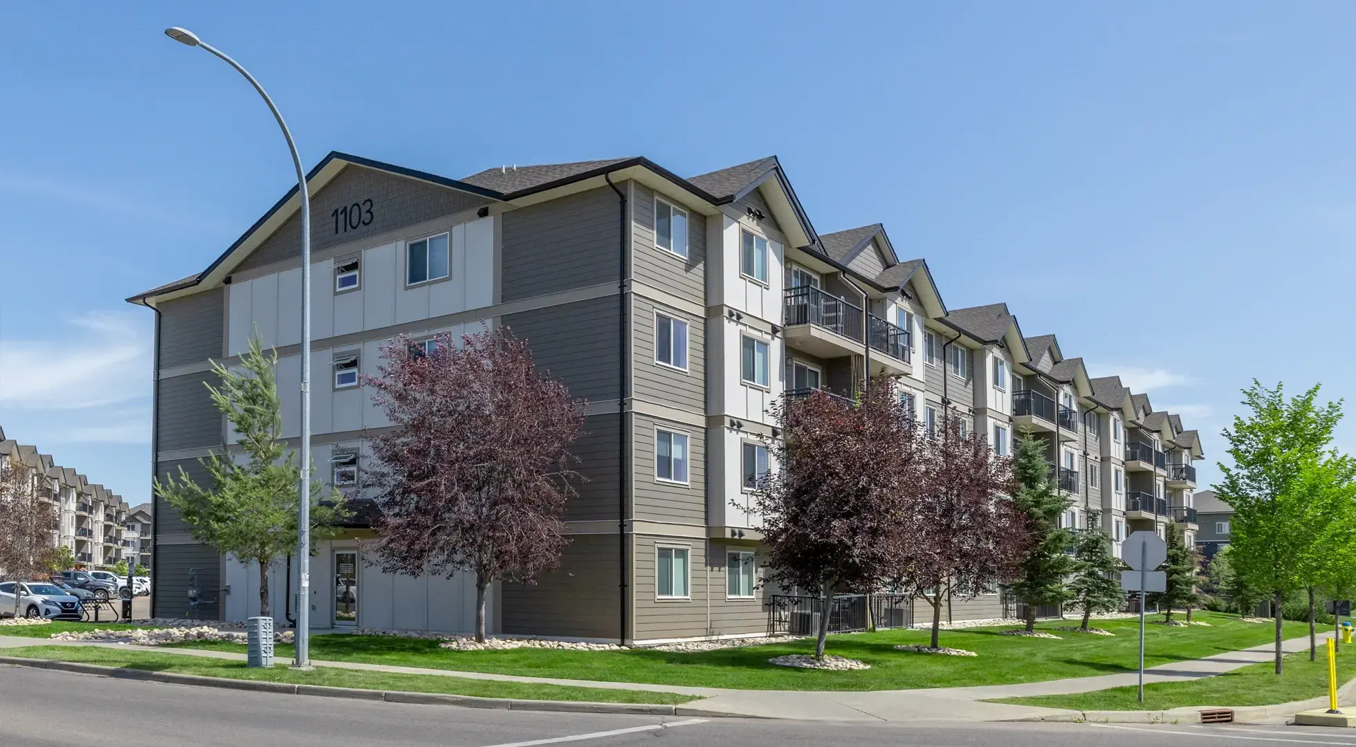 Greenview — One Bedroom One Bath - Photo 2