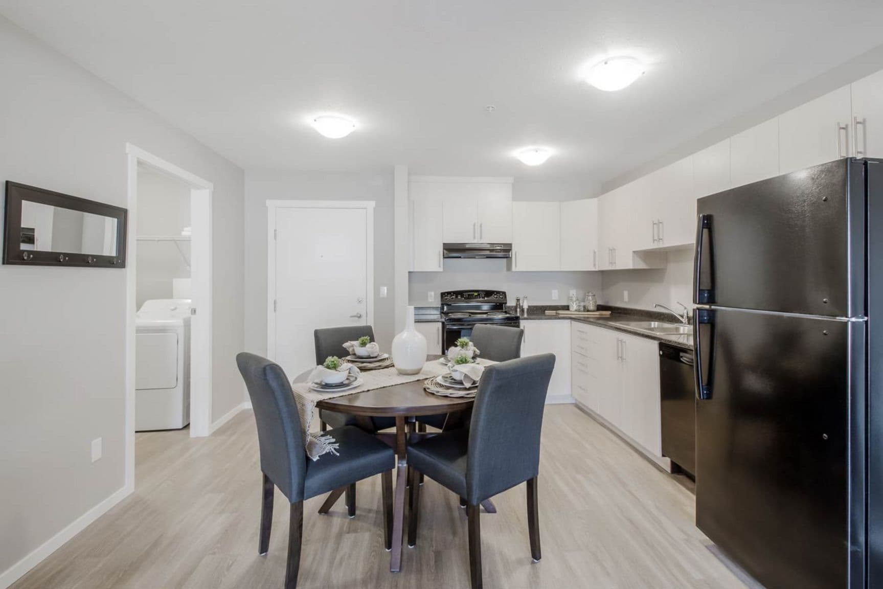Aurora Heights — Three Bedroom Two Bath - Photo 7