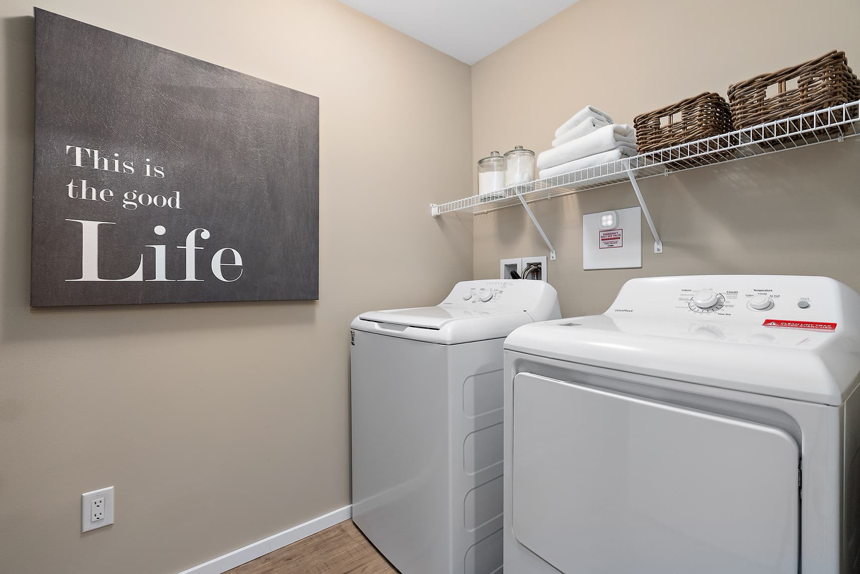 Riverstone Apartments — Three Bedroom Two Bath - Photo 16