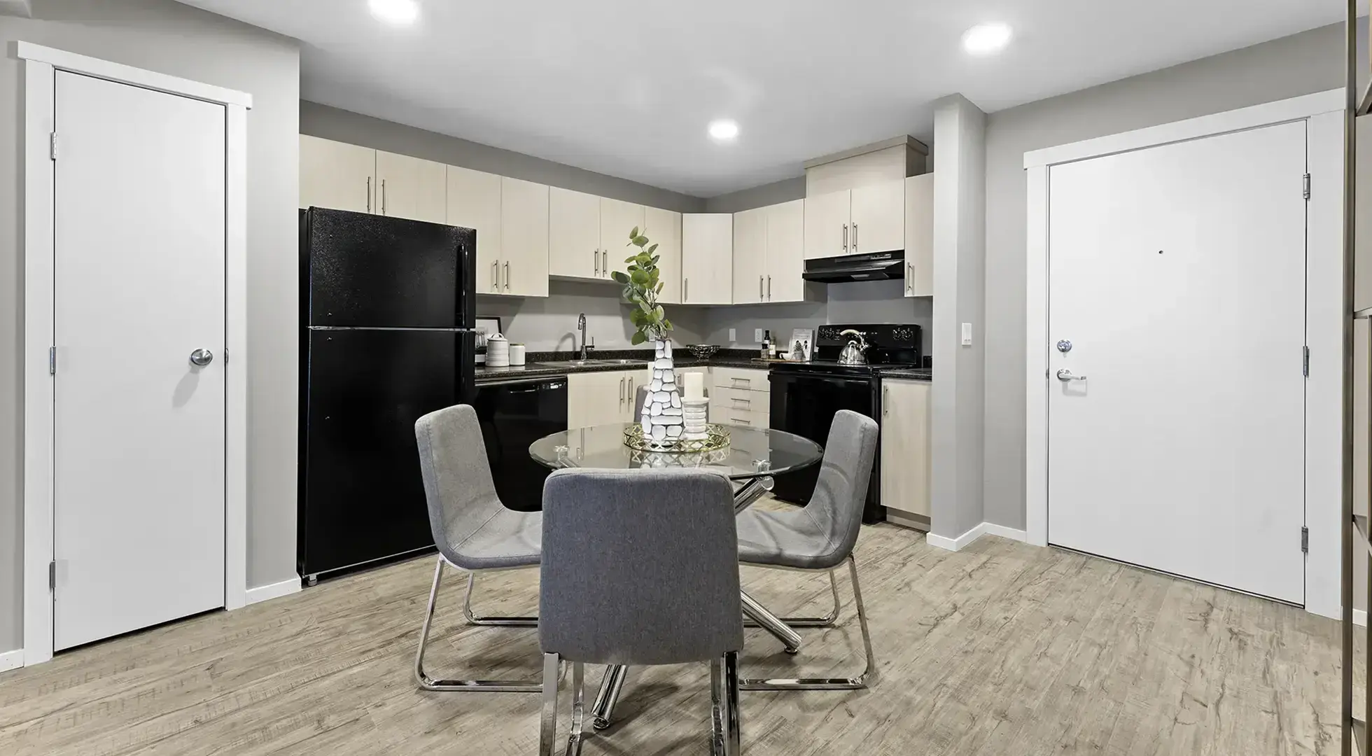 Belview Apartments — One Bedroom One Bath - Photo 5