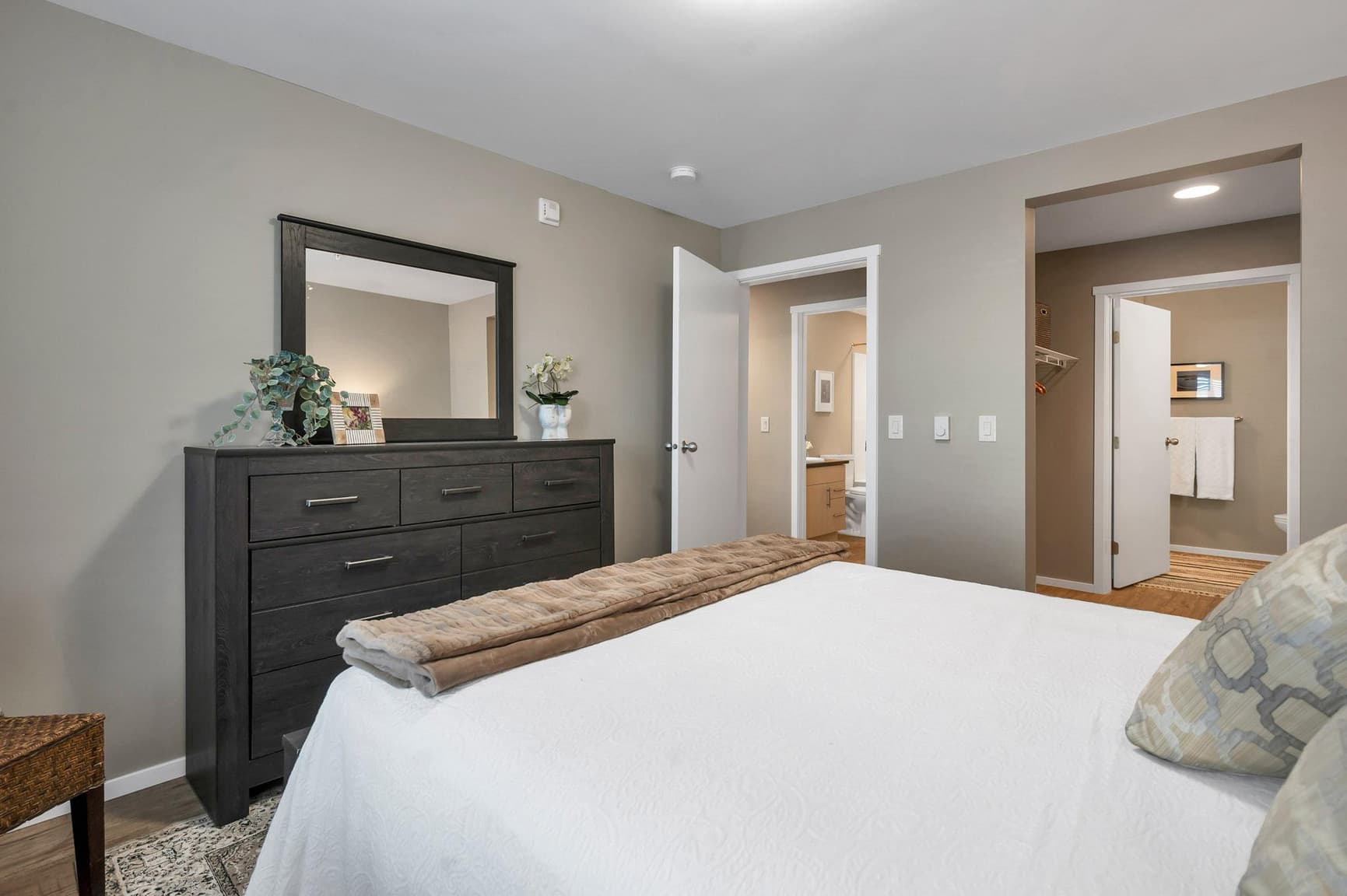 Forest Ridge Apartments — Three Bedroom Two Bath - Photo 11