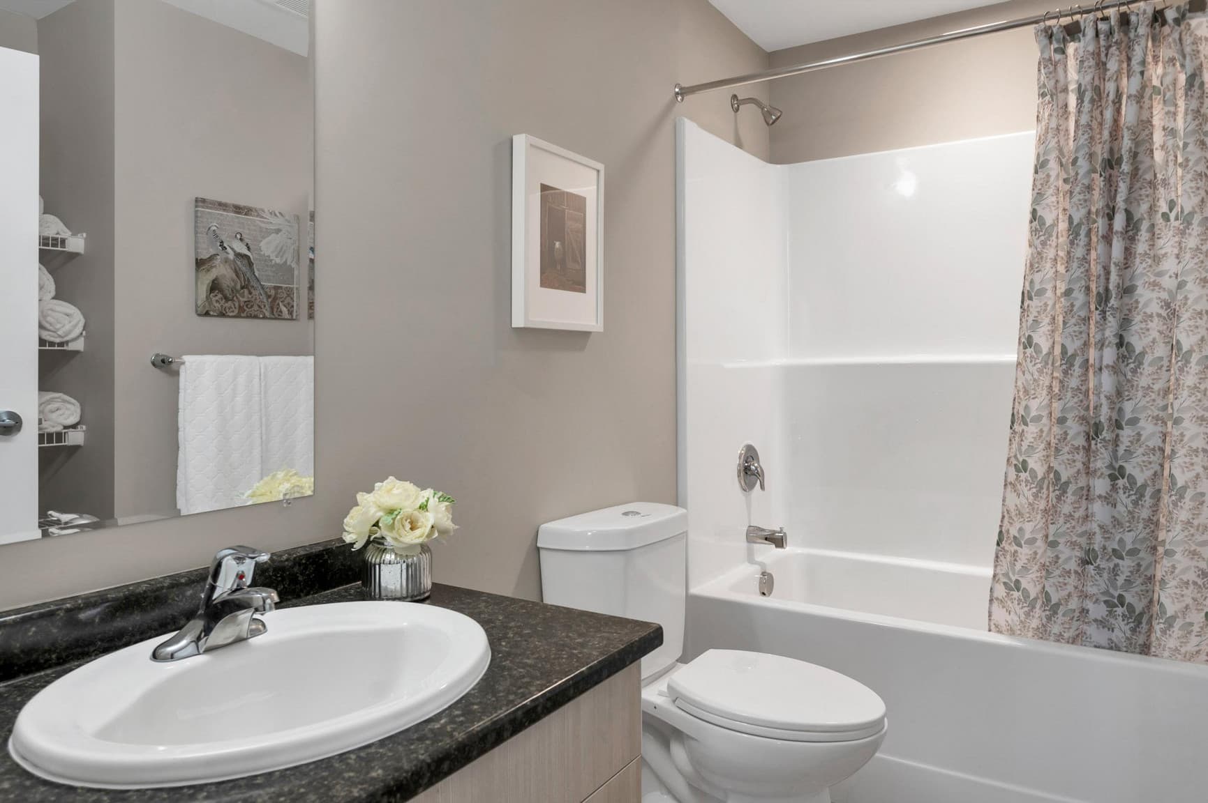 Forest Ridge Apartments — Three Bedroom Two Bath - Photo 15