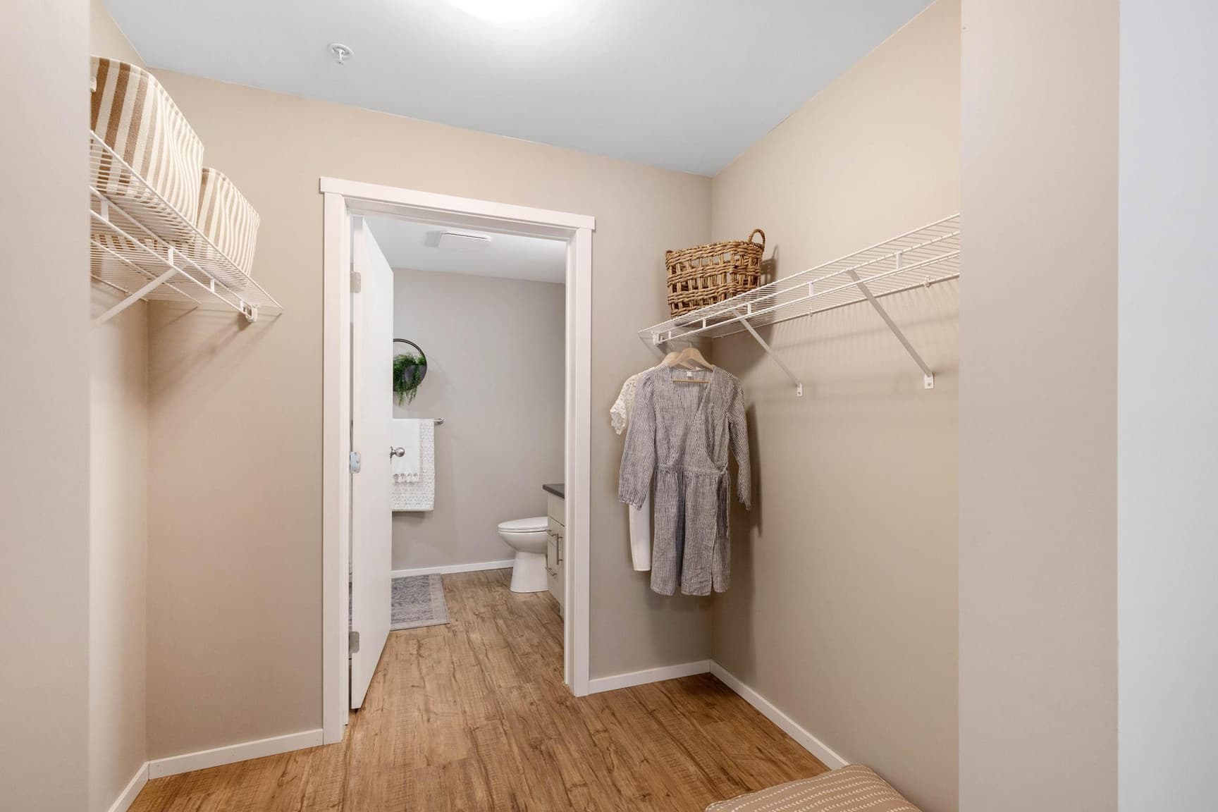 Hillside Walk — One Bedroom One Bath - Photo 12