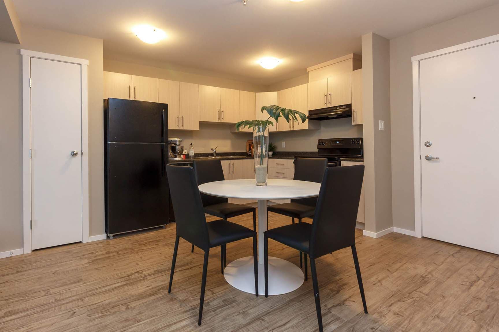 Timber Terrace — One Bedroom One Bath - Photo 11