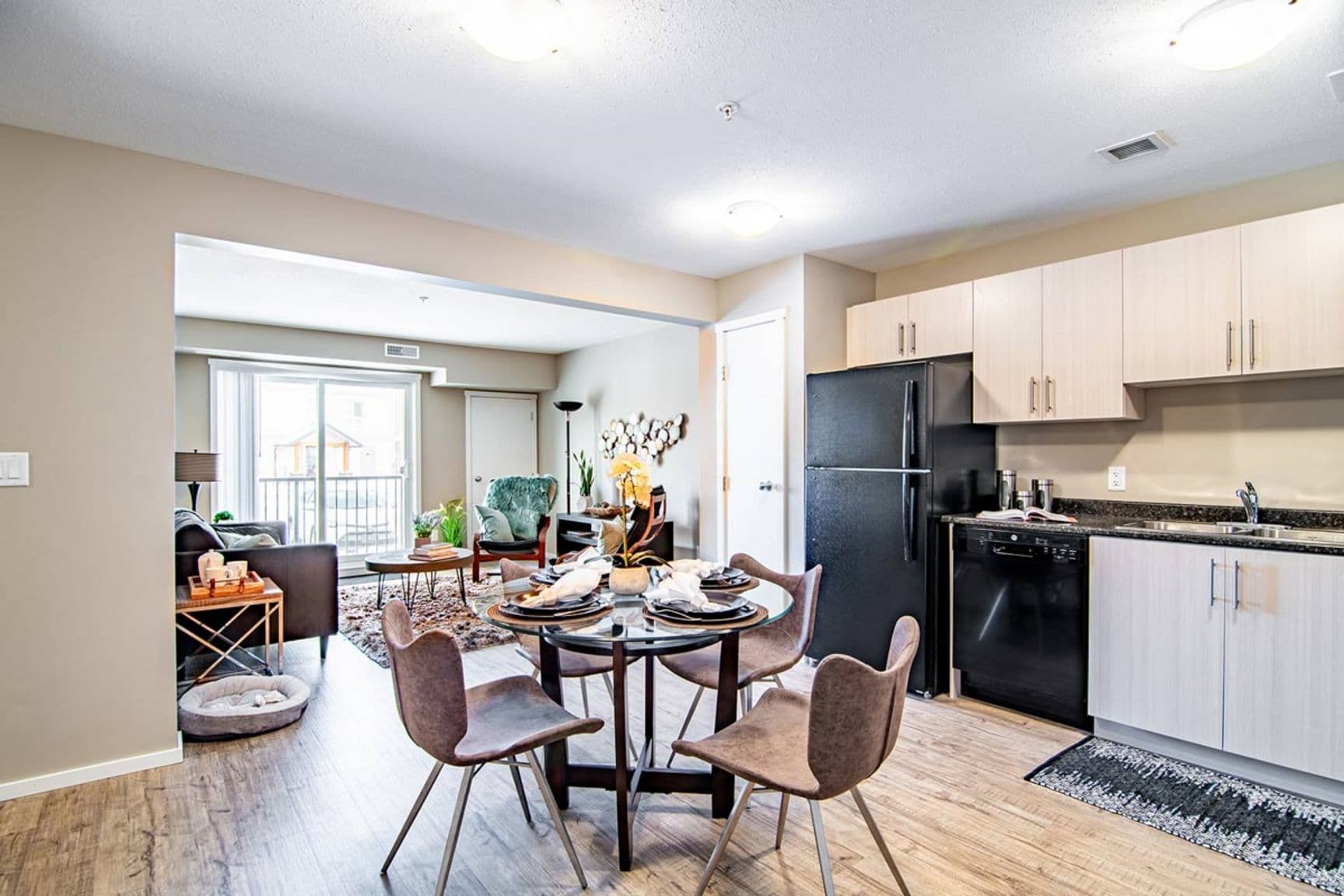 Laredo Grande — Two Bedroom Two Bath - Photo 6