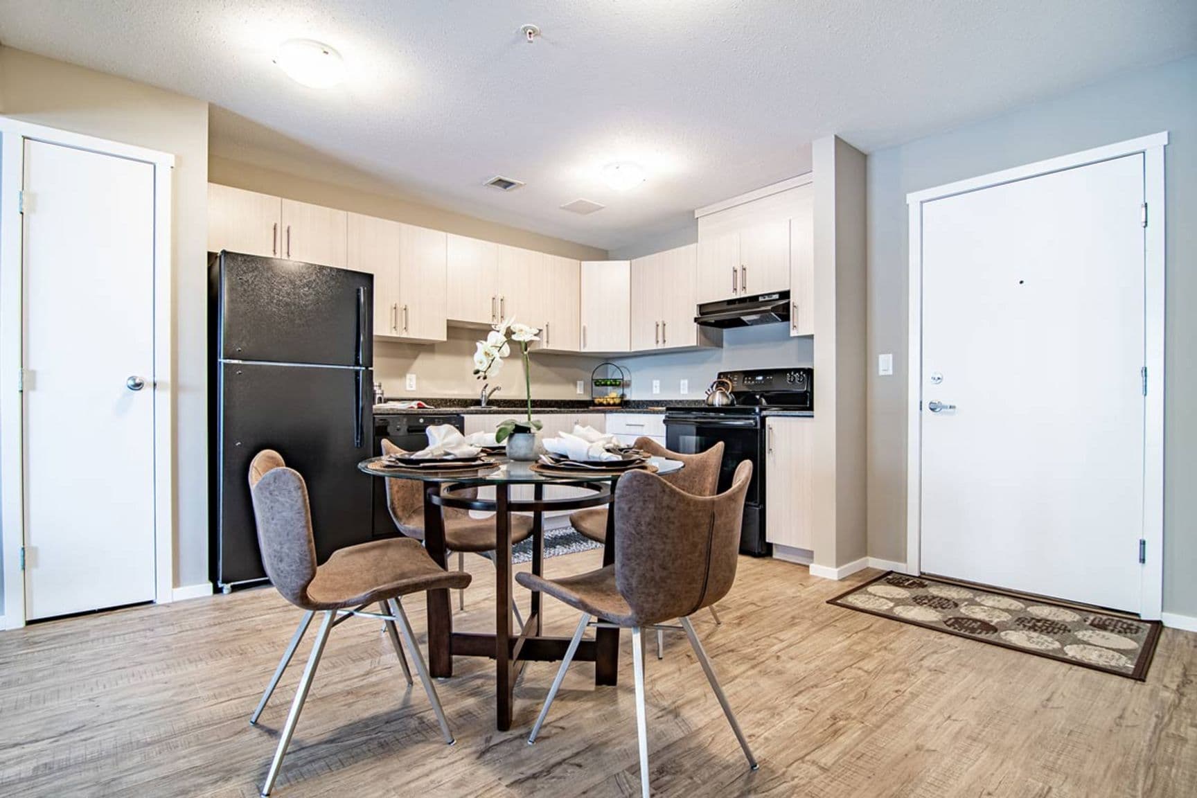 Laredo Grande — Two Bedroom Two Bath - Photo 7