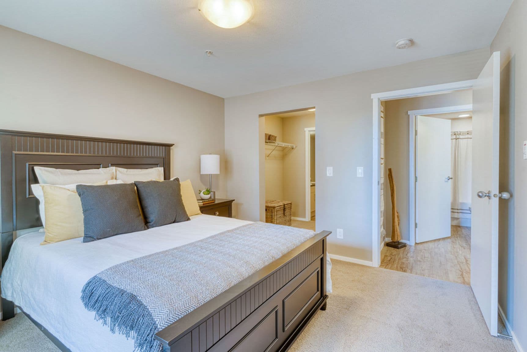 Keswick Green — Two Bedroom Two Bath - Photo 9