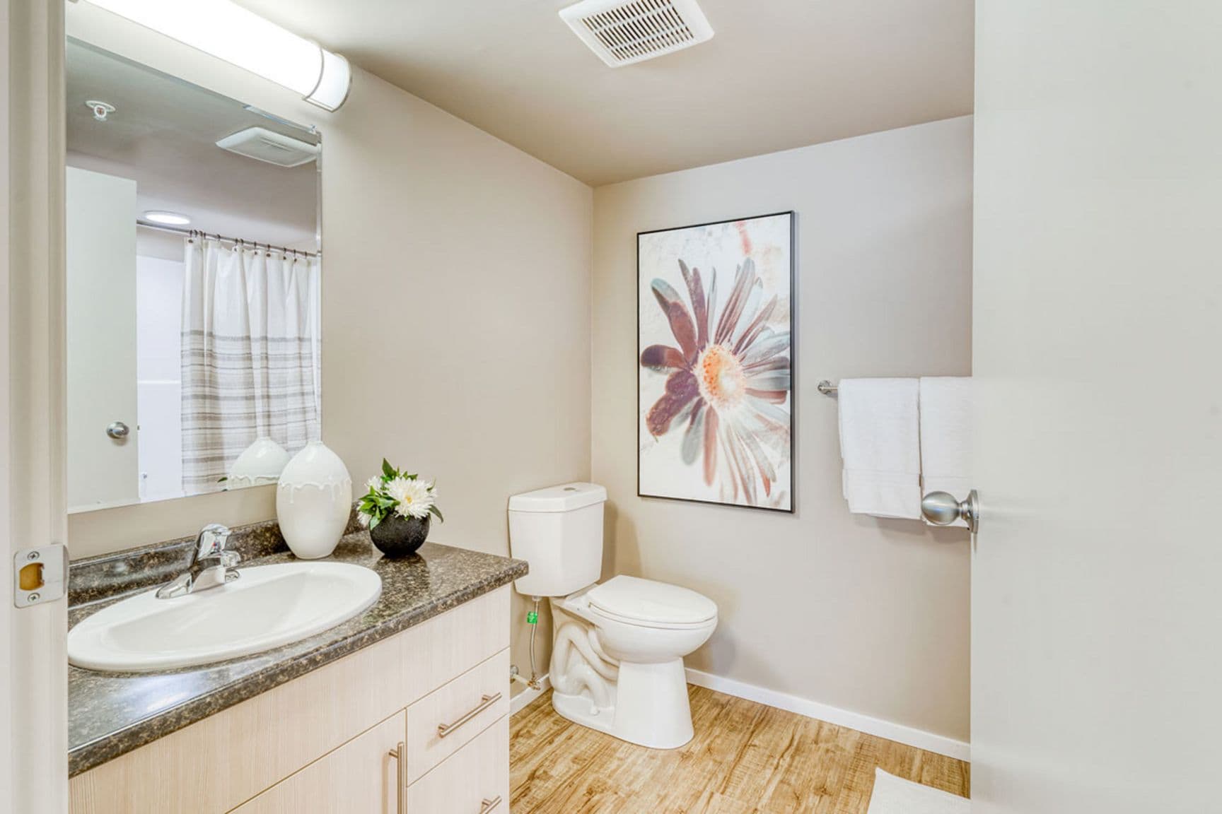 Keswick Green — Two Bedroom Two Bath - Photo 10