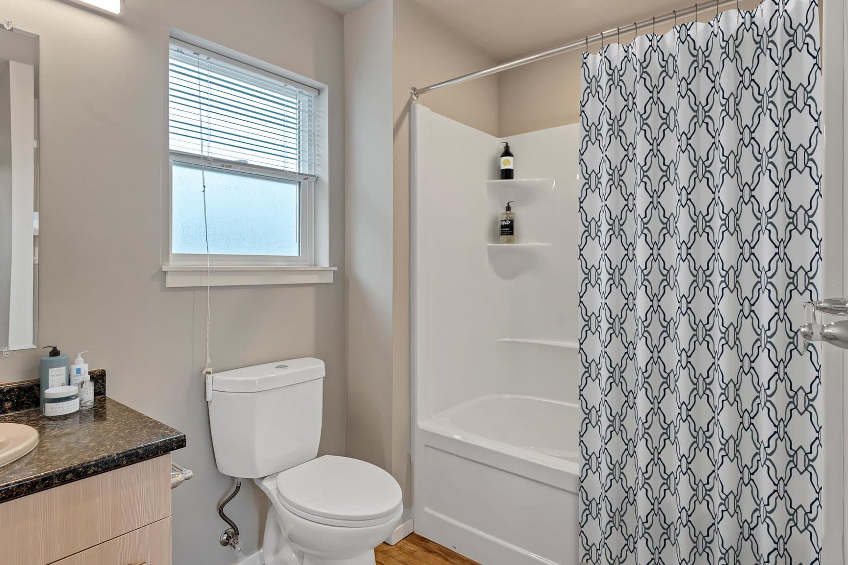 Crestview Townhomes — Three Bedroom 1.5 Bath - Photo 9