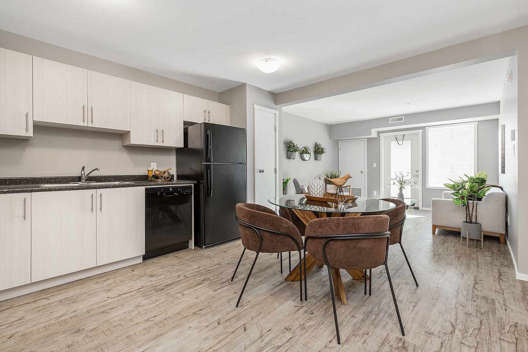 Westpointe Greens — One Bedroom One Bath - Photo 9