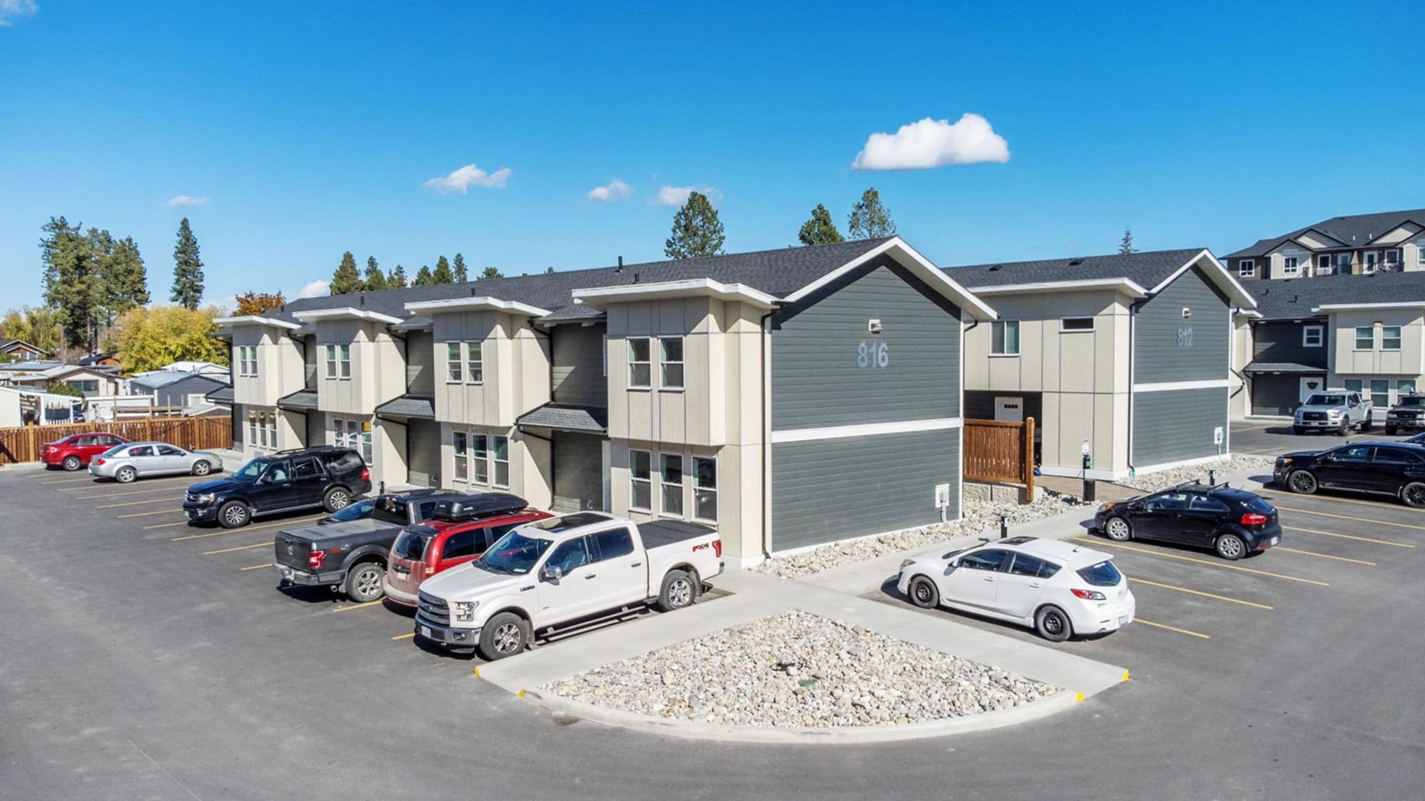 Rockyview Place Townhomes — Three Bedroom 2.5 Bath - Photo 3