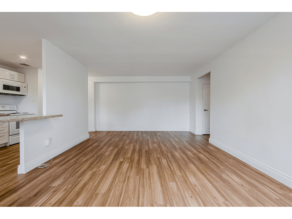 161 St George Street — Studio - Photo 6