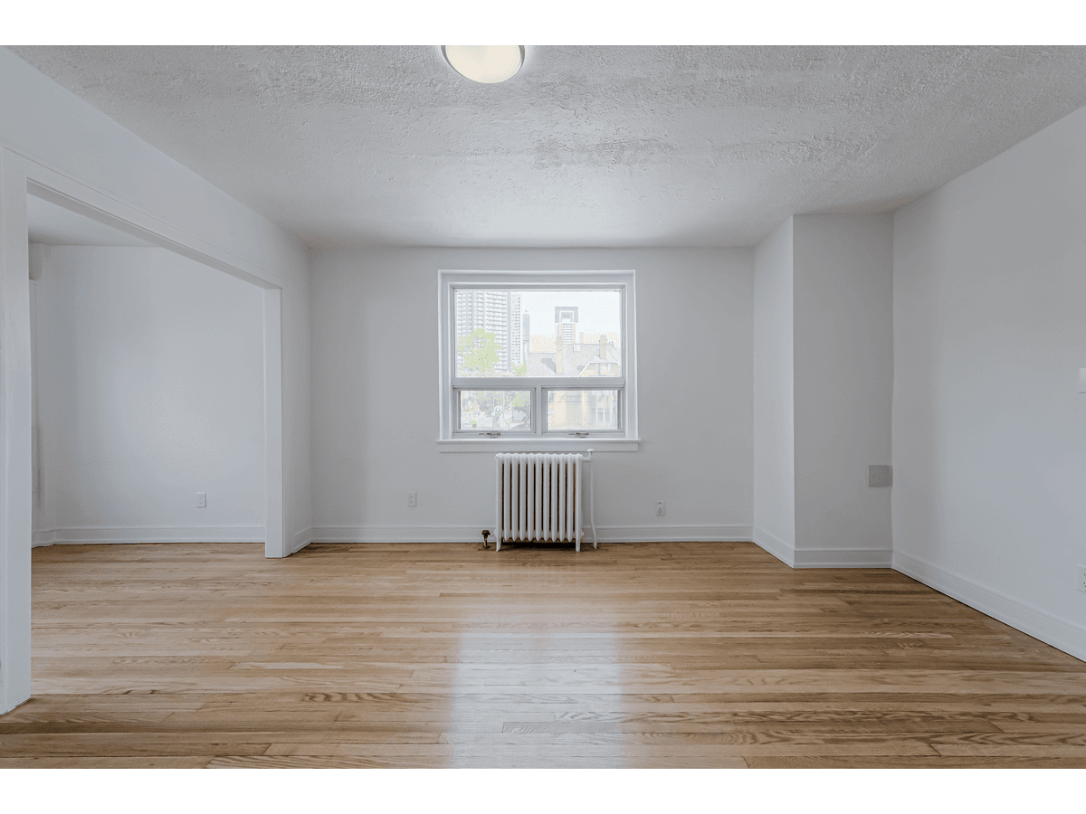 391 Sherbourne Street — 1 BEDROOM - Photo 6