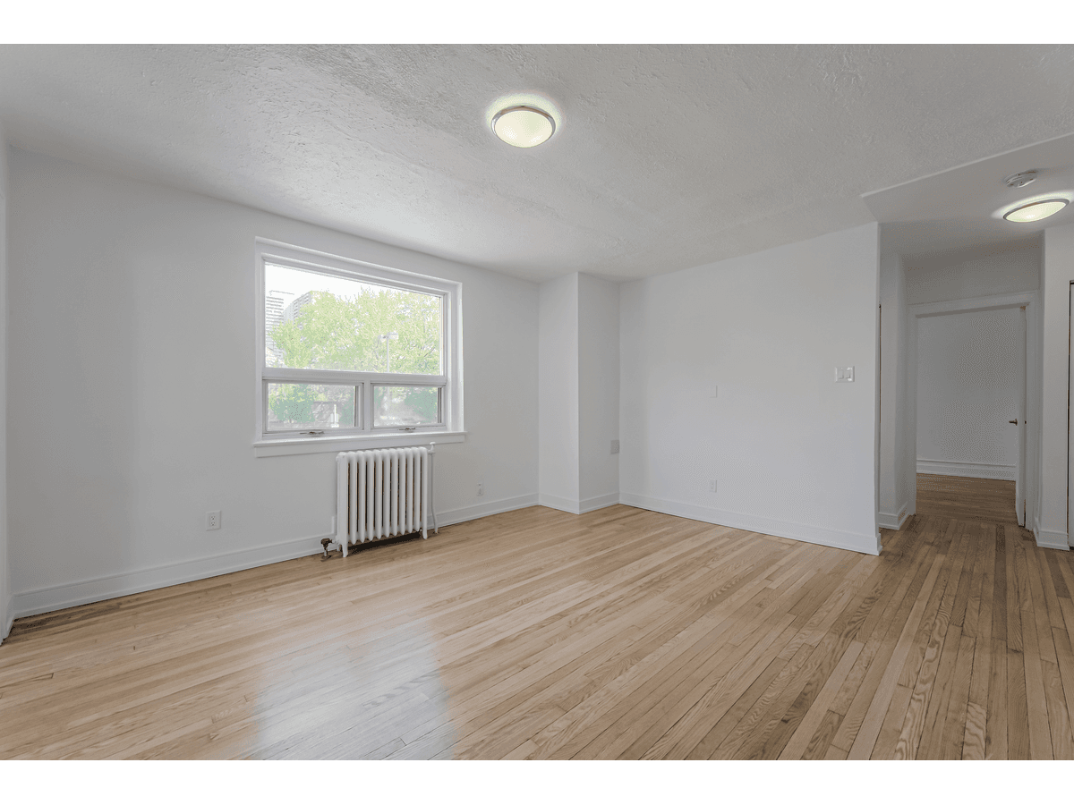 391 Sherbourne Street — 1 BEDROOM - Photo 7